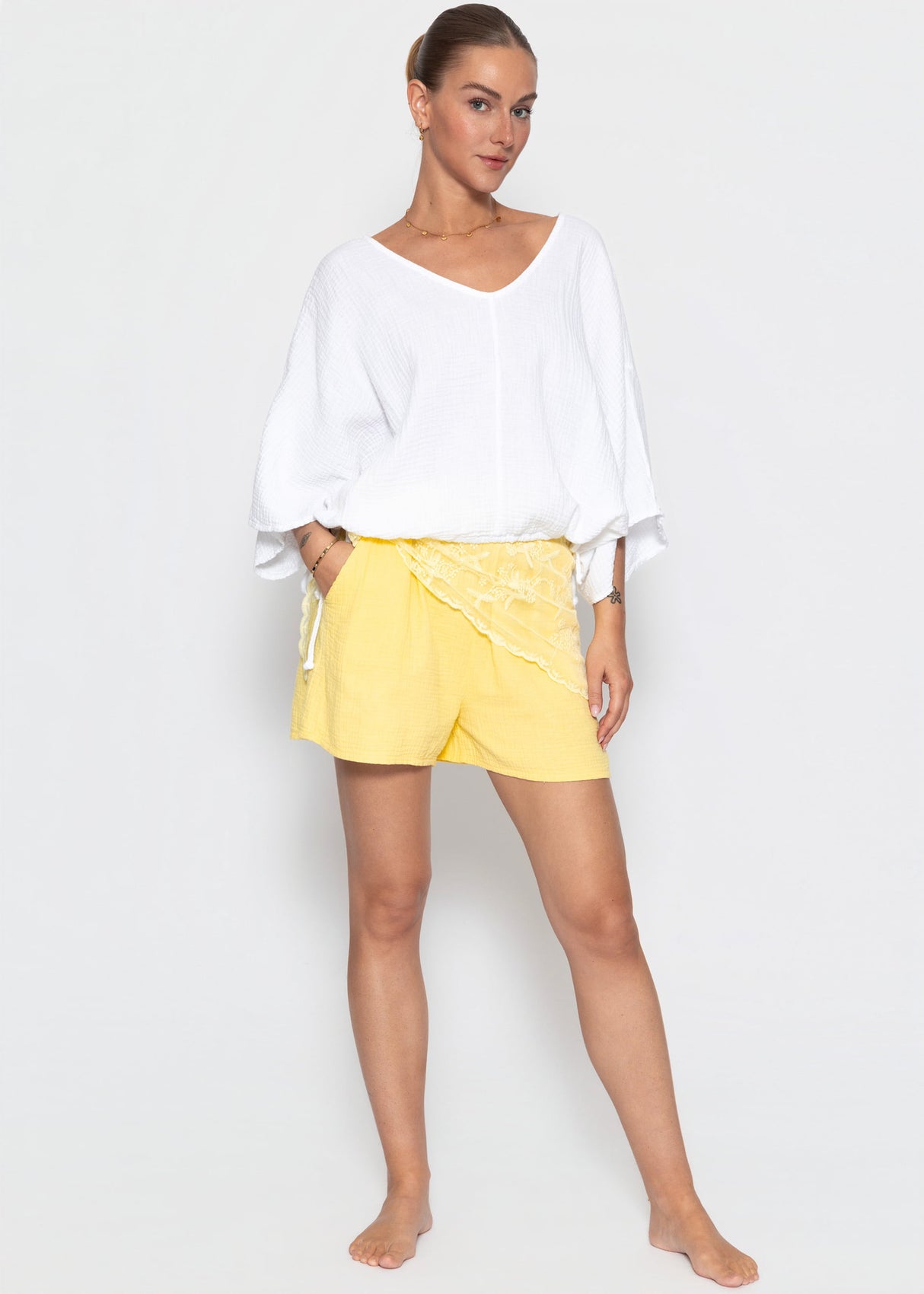 Muslin shorts, yellow
