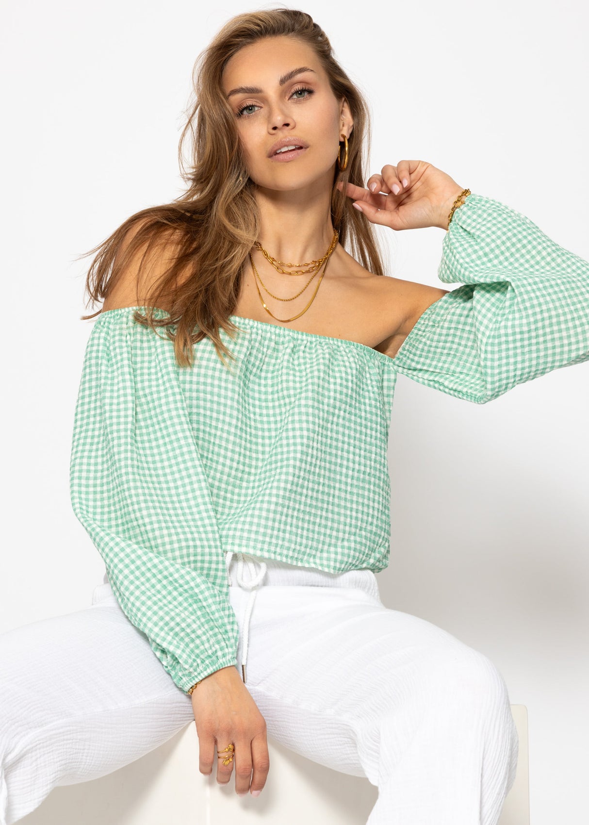 Off-the-shoulder muslin top with Vichy print - sage green and white