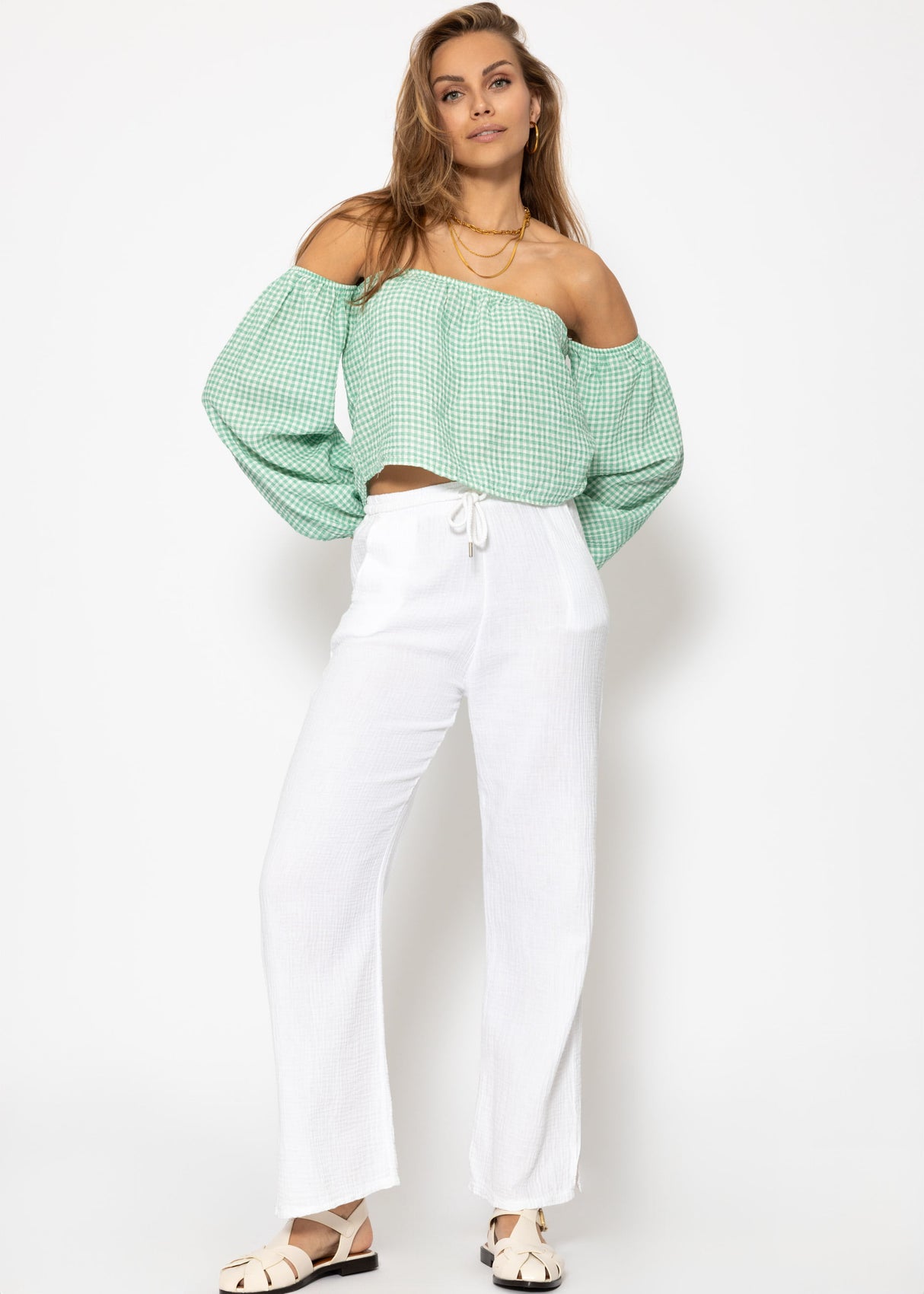 Off-the-shoulder muslin top with Vichy print - sage green and white
