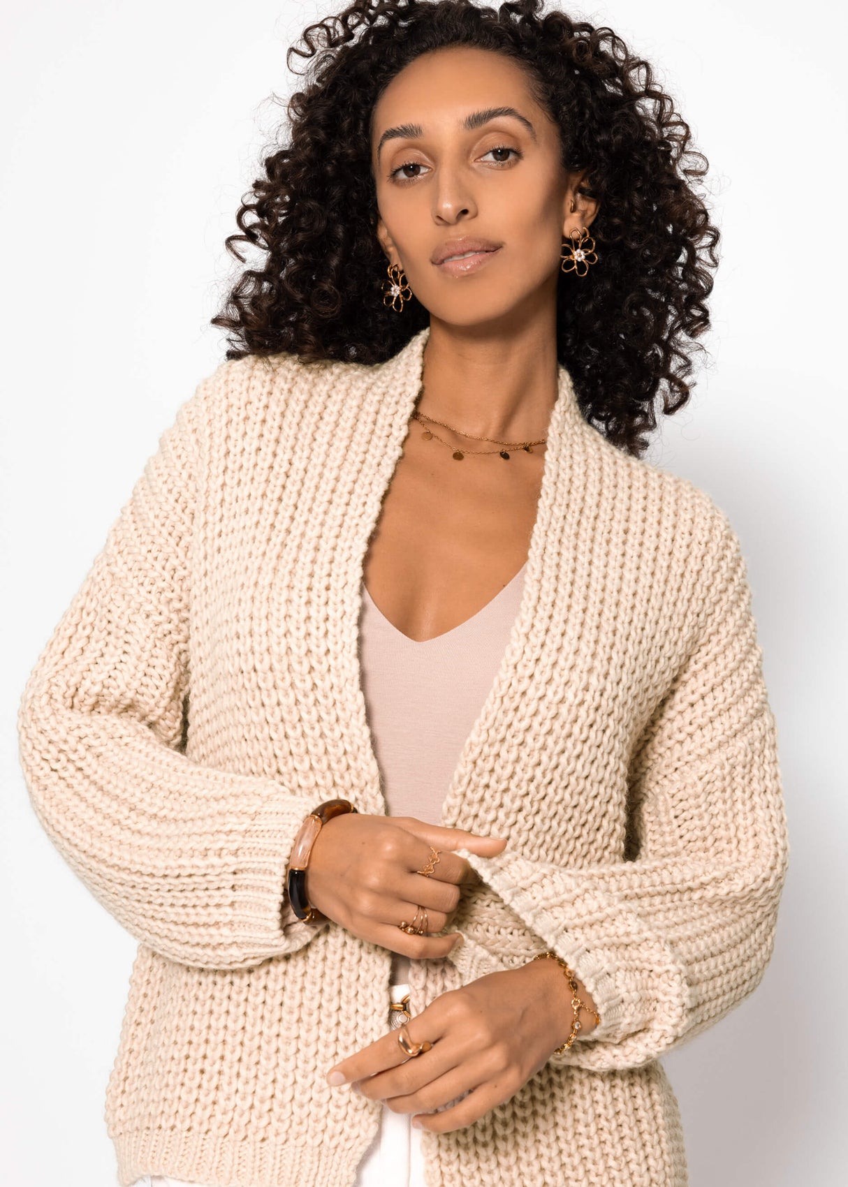 Open coarse -knit cardigan - beige