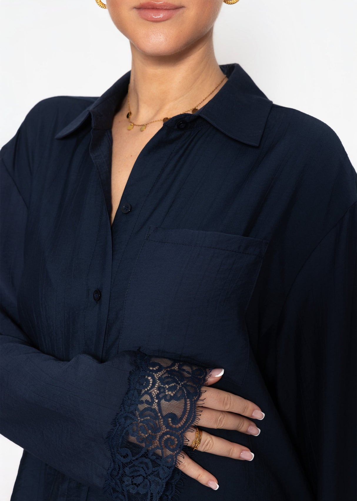 Oversize Bluse mit Spitzendetails - dunkelblau