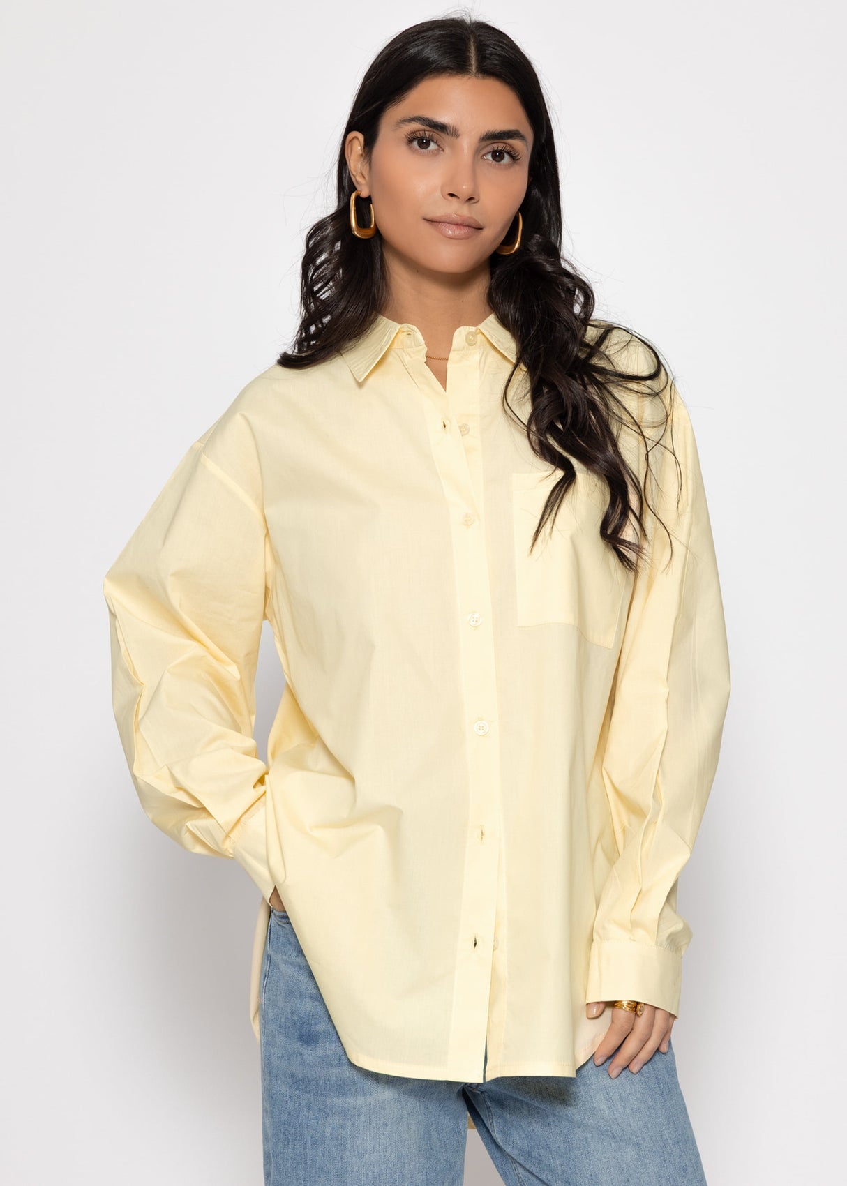 Oversize Hemdbluse mit Brusttasche - buttergelb
