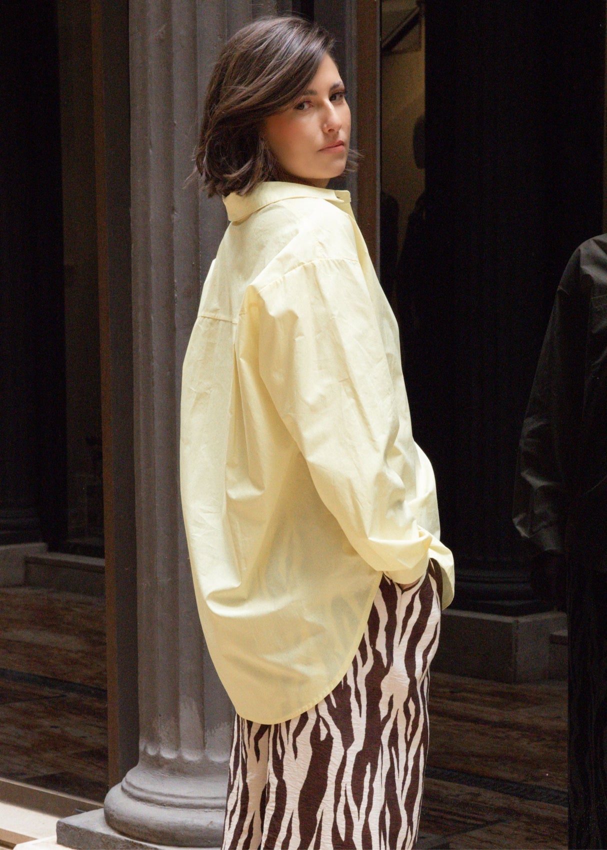 Oversize Hemdbluse mit Brusttasche - buttergelb