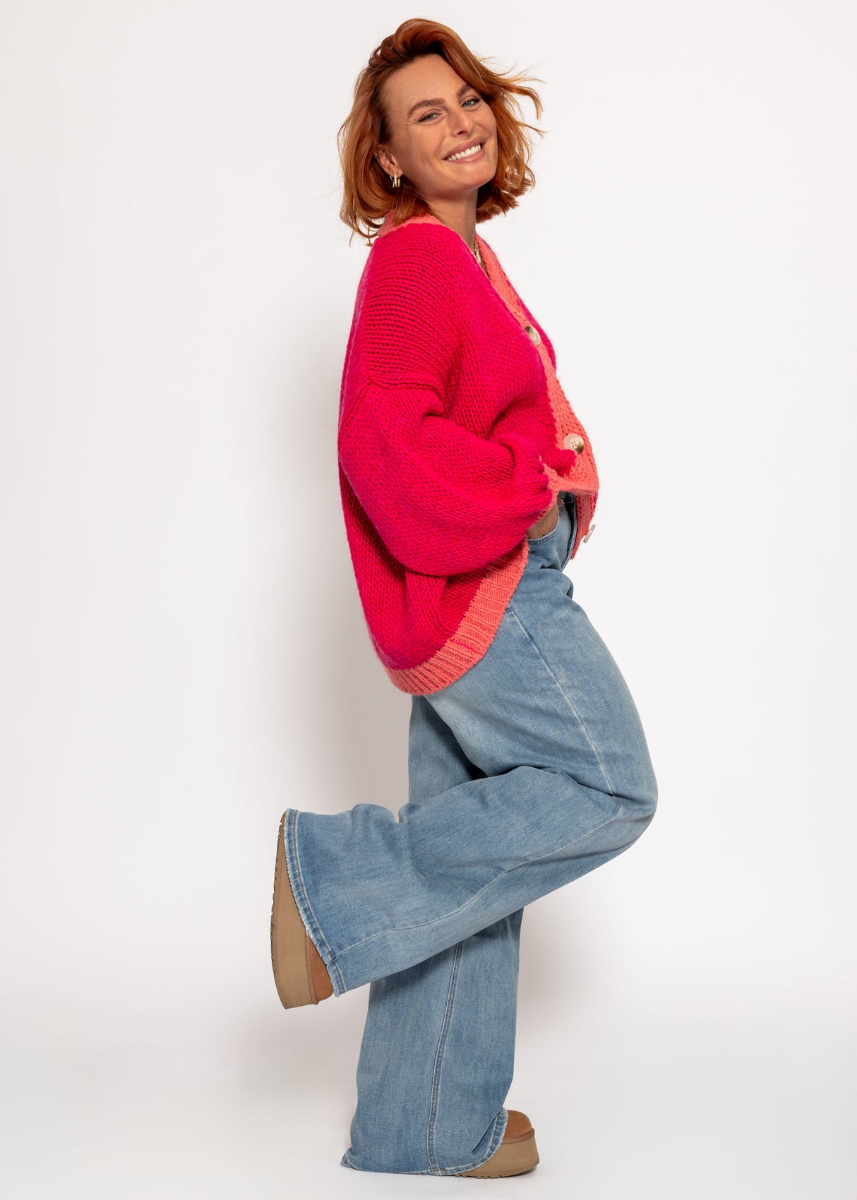 Oversize Cardigan mit Kontrastdetails - pink