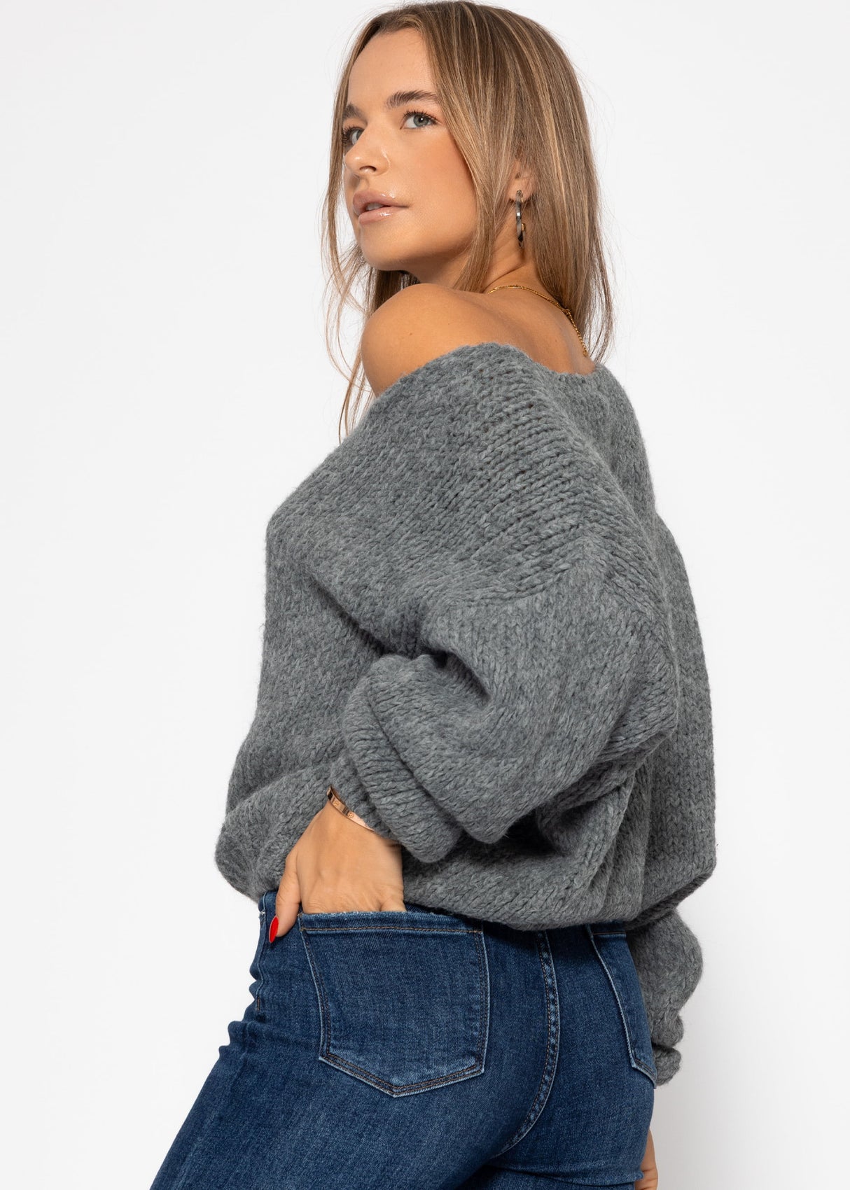 Oversize Pullover mit V-Ausschnitt - dunkelgrau