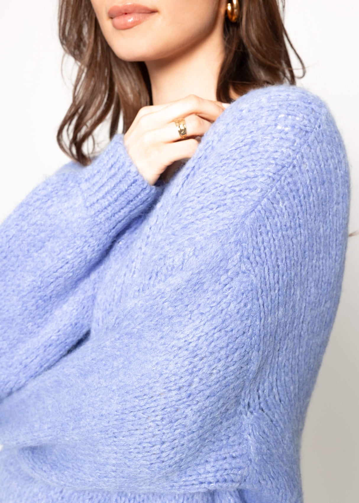 Oversized V-neck sweater - lilac