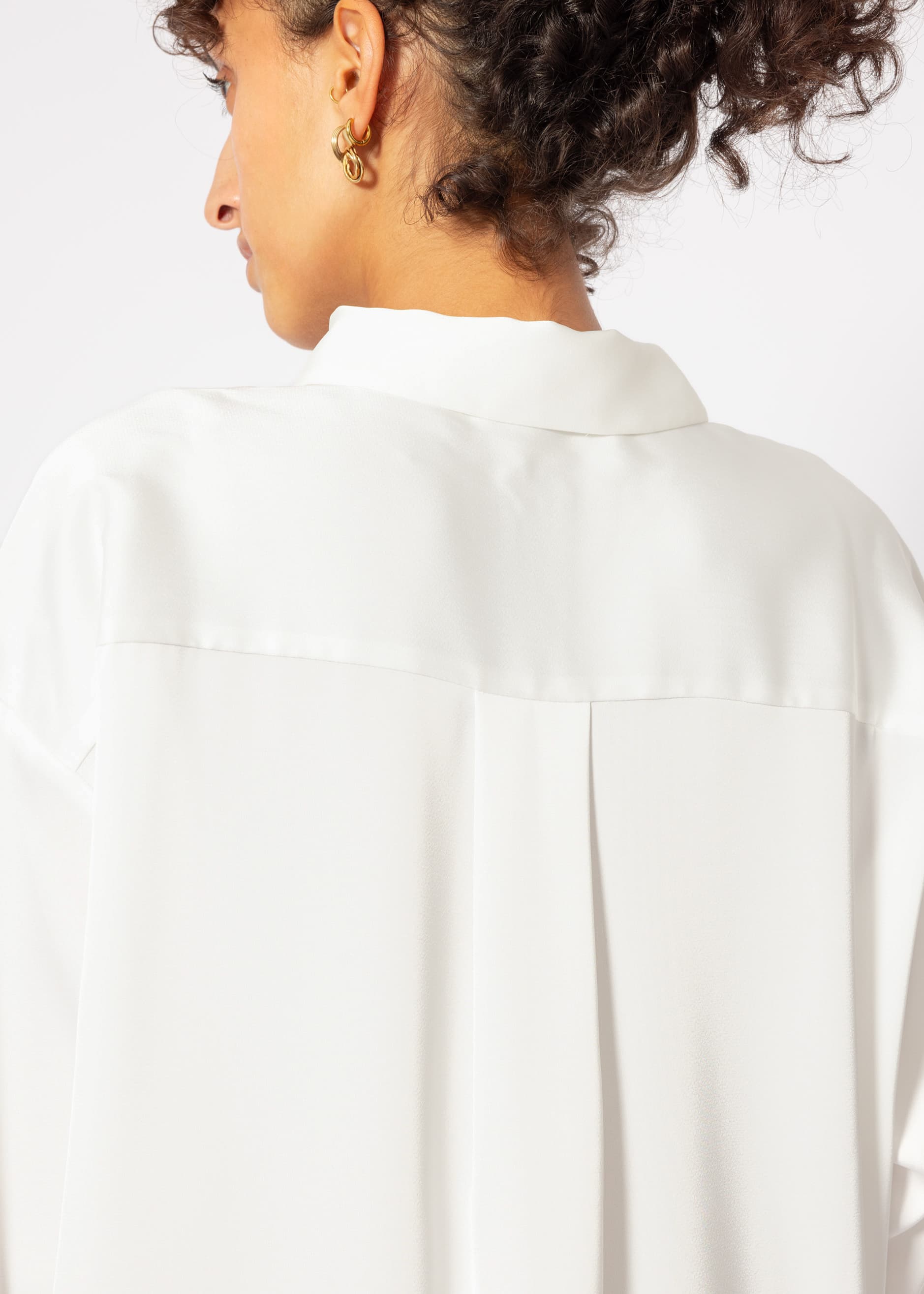 Casual, flowing satin blouse - off-white