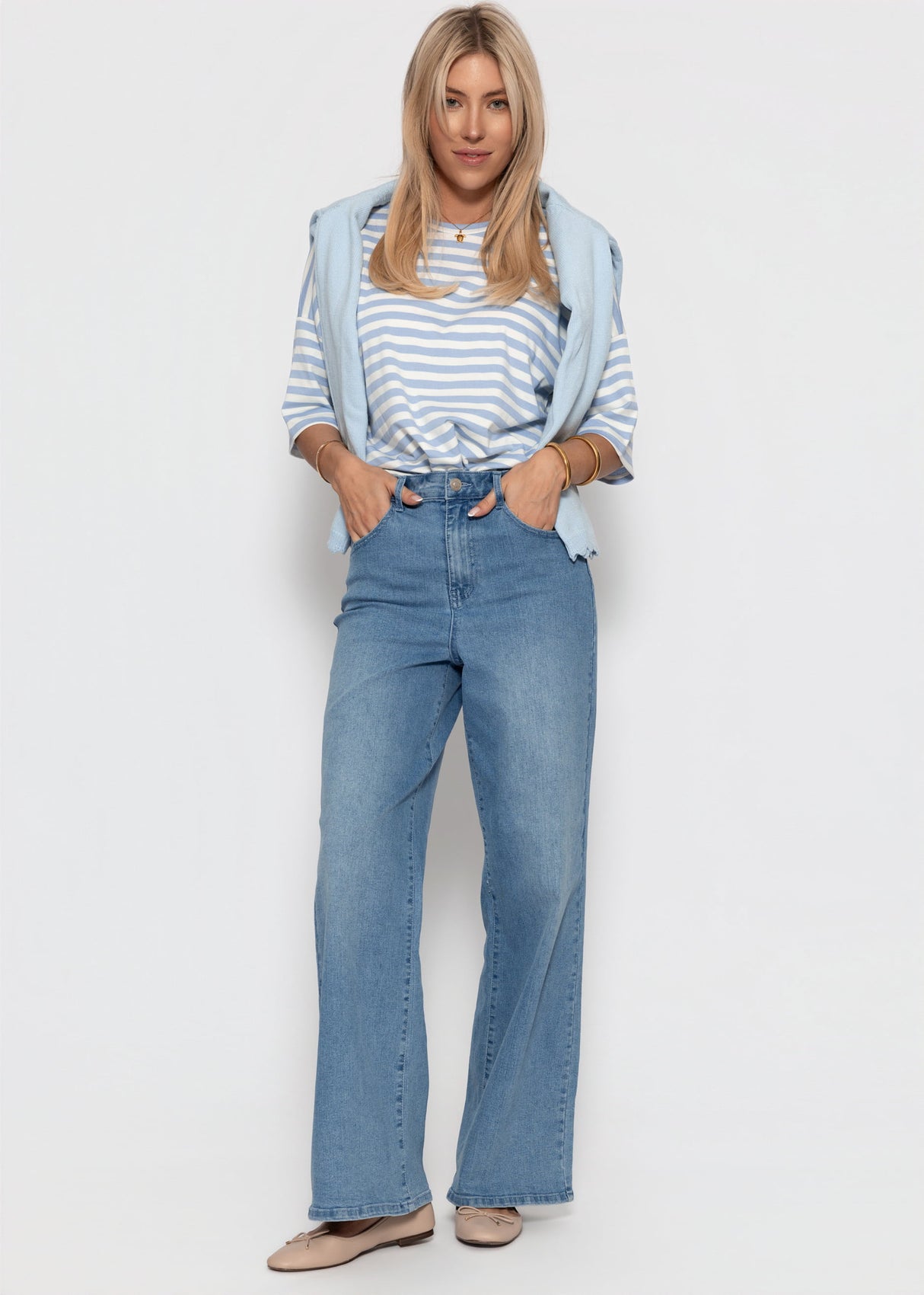 Oversize T-Shirt mit Streifen - blau-weiß
