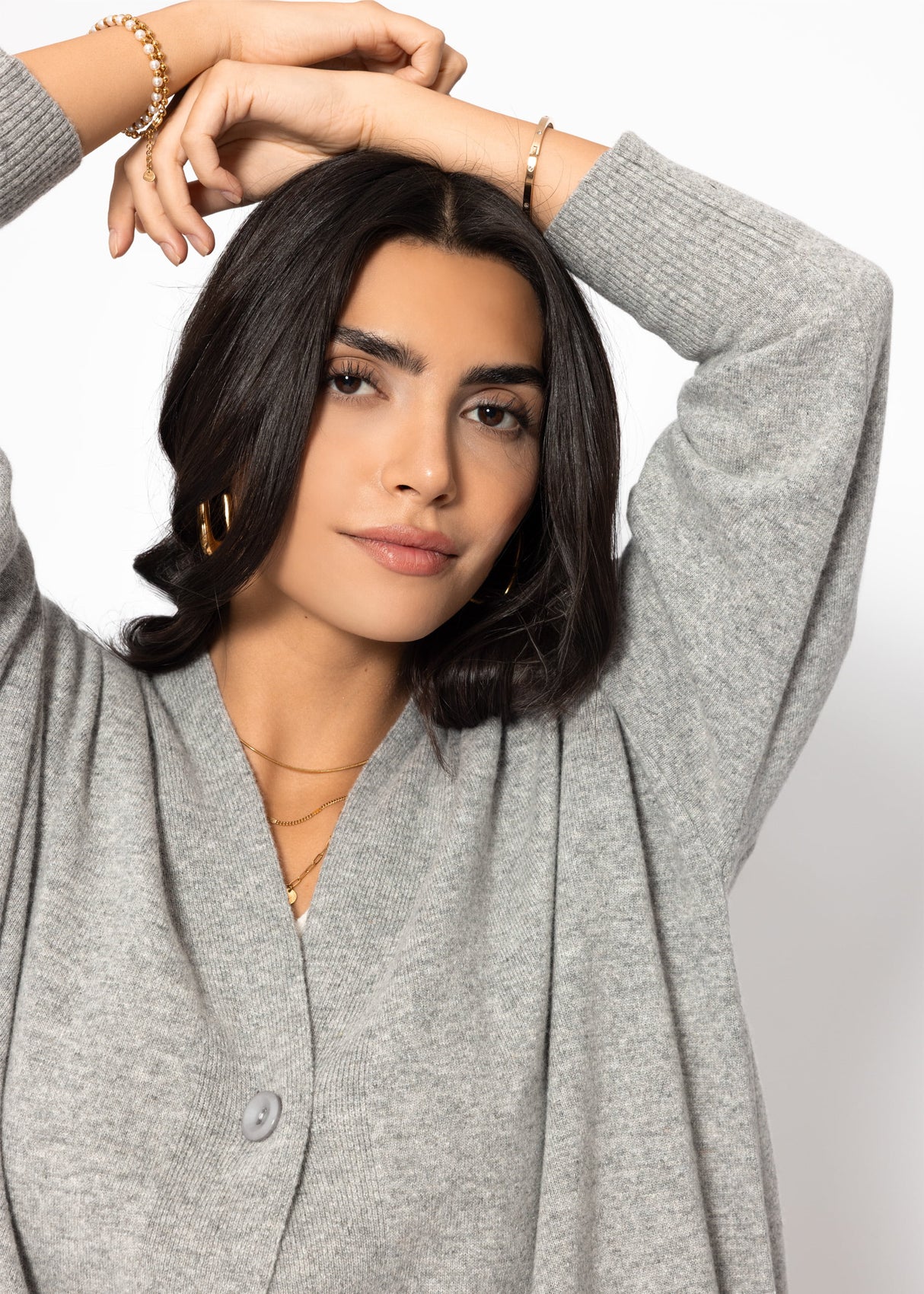 Oversized Cardigan mit V-Ausschnitt und Kaschmiranteil - grau