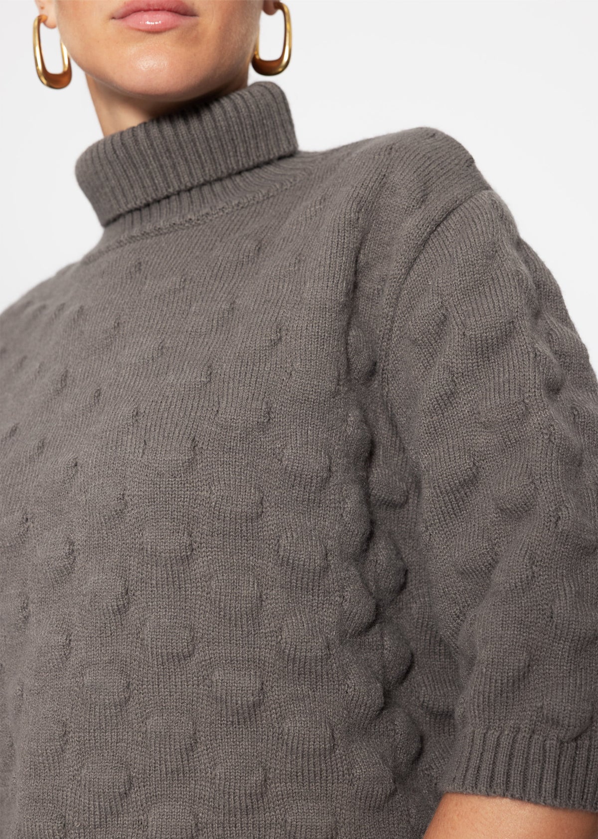 Oversized Kurzarmpullover mit Noppenstruktur - grau