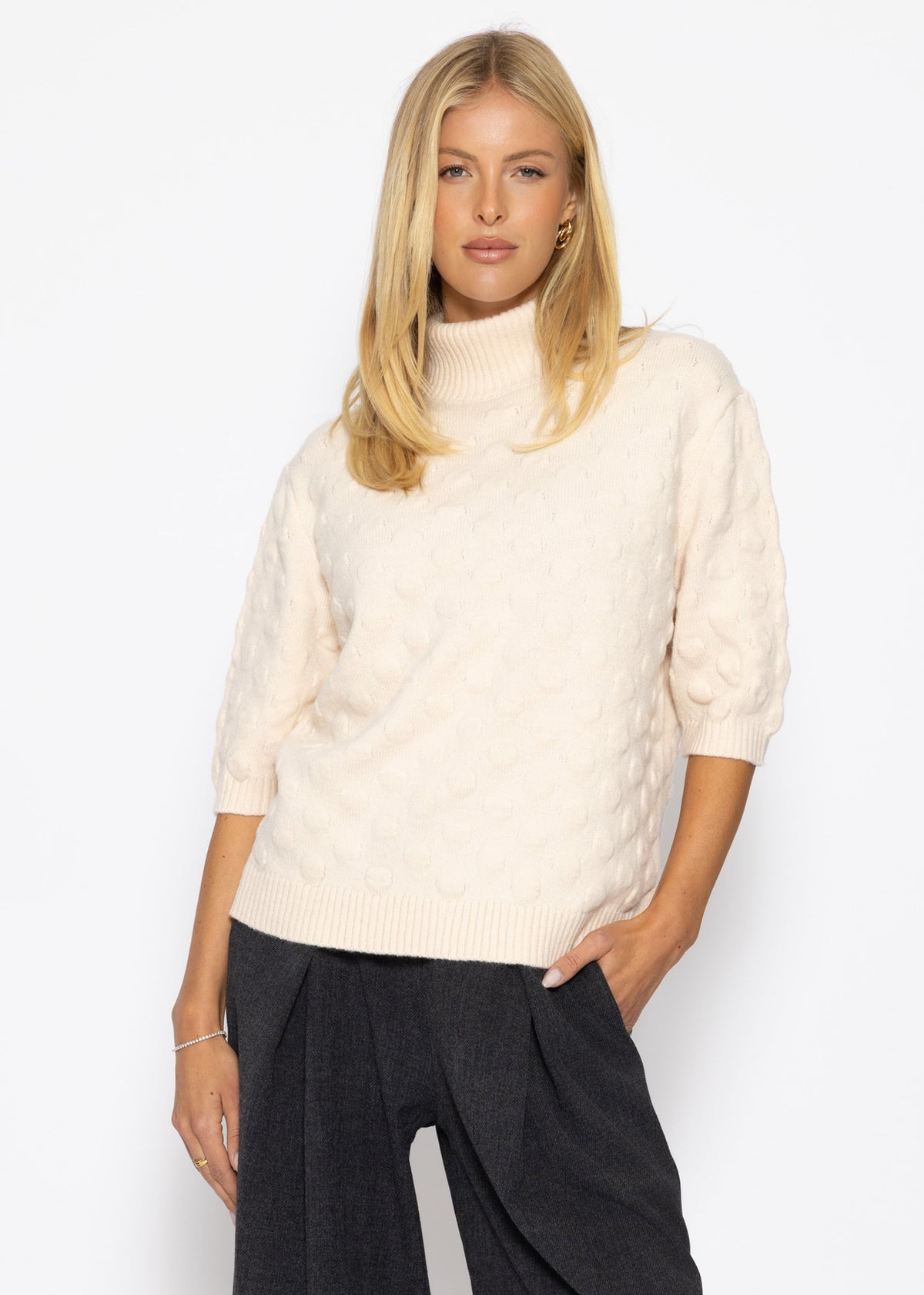 Oversized Kurzarmpullover mit Noppenstruktur - offwhite