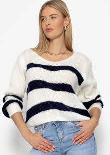 Sweater with dark blue stripes - off-white