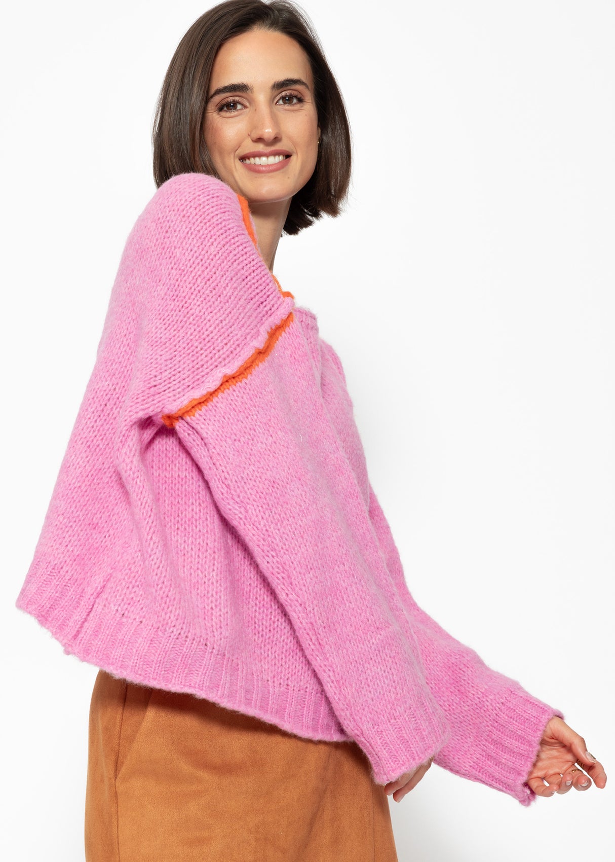 Sweater with contrast stitching - pink