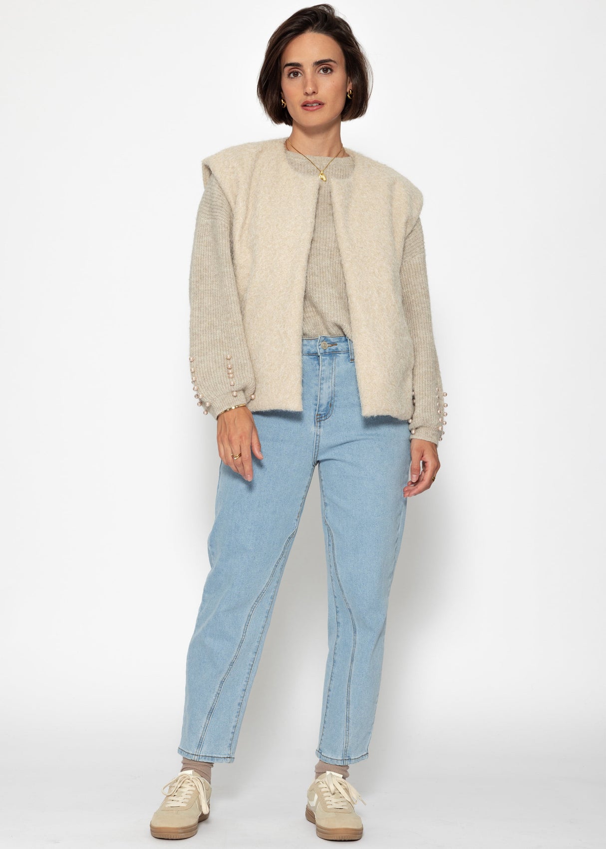 Pullover mit Perlendetails - beige