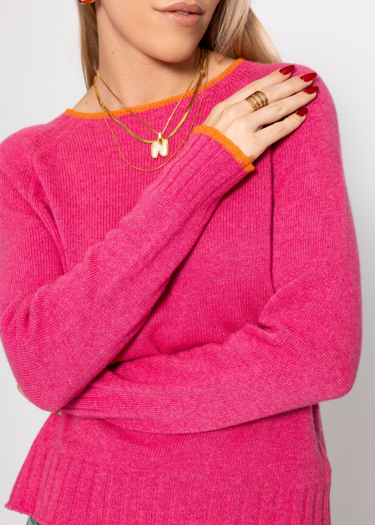 Sweater with raglan sleeves and contrasting details - pink