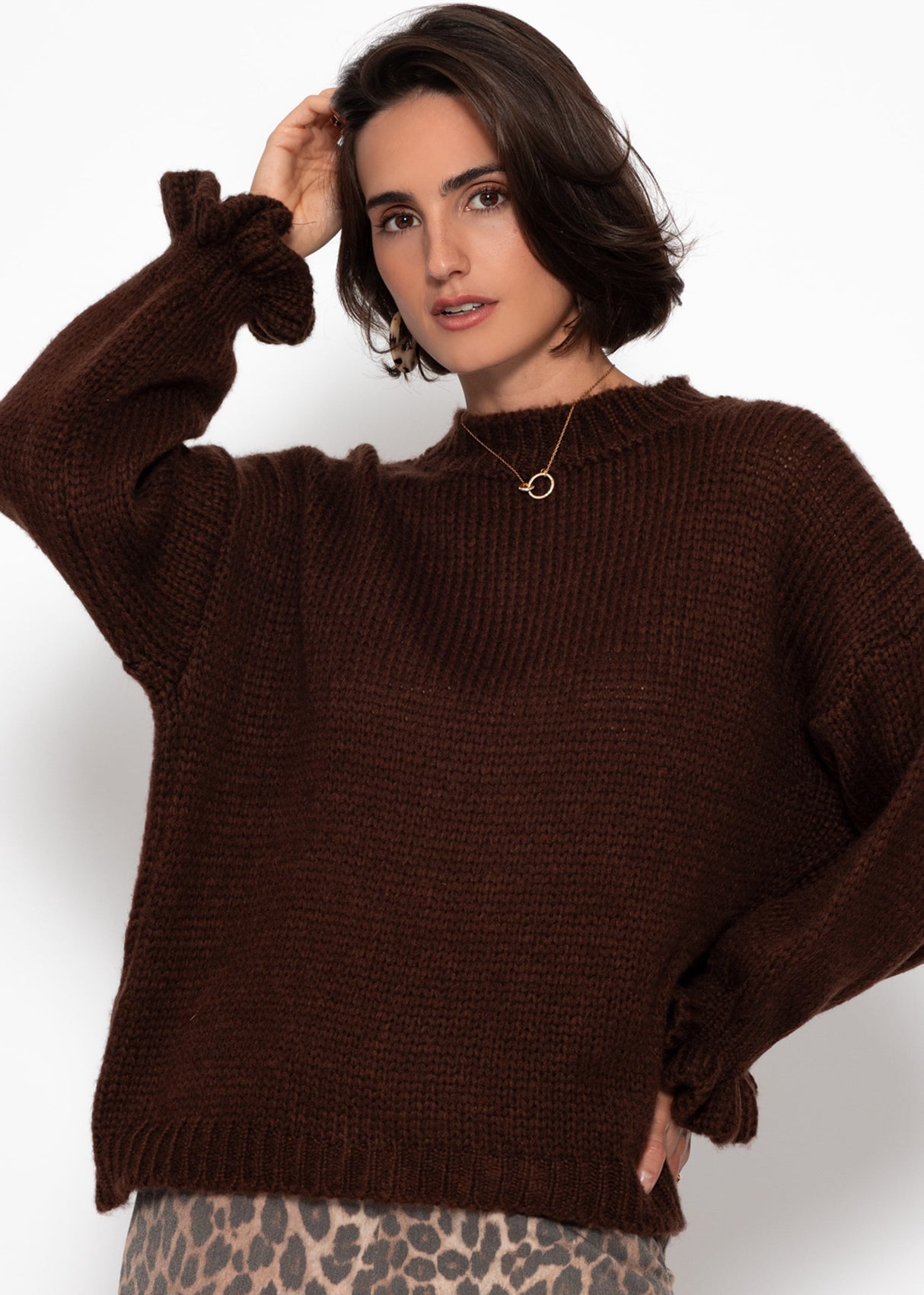 Sweater with flounce sleeves - brown