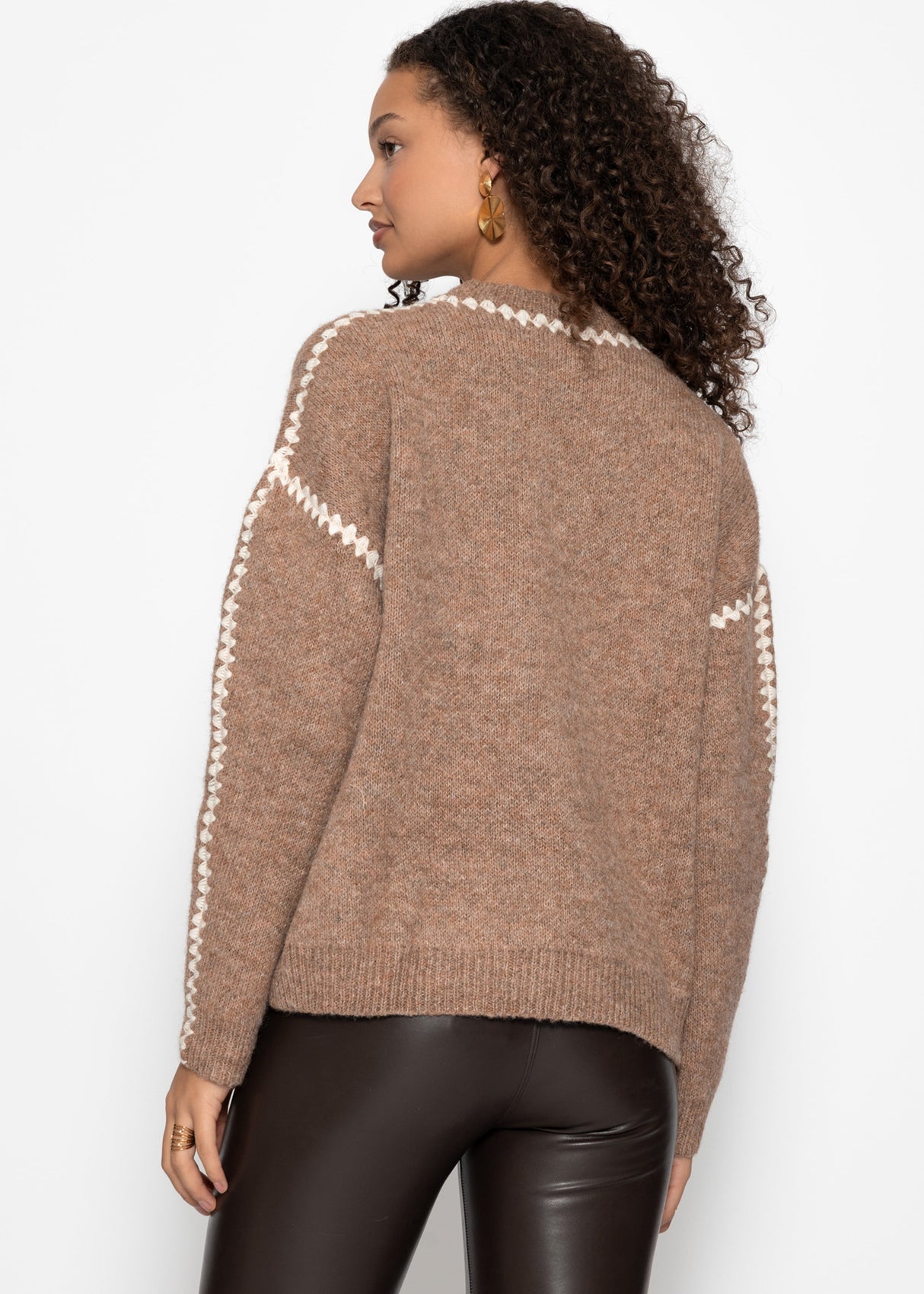Pullover mit Ziernähten - braun