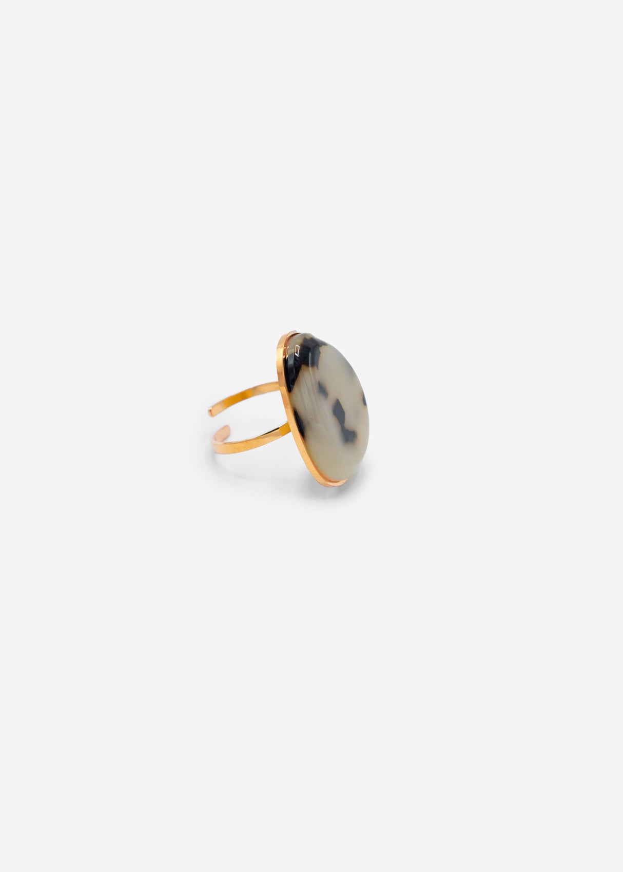 Ring mit braunem Schmuckstein - gold
