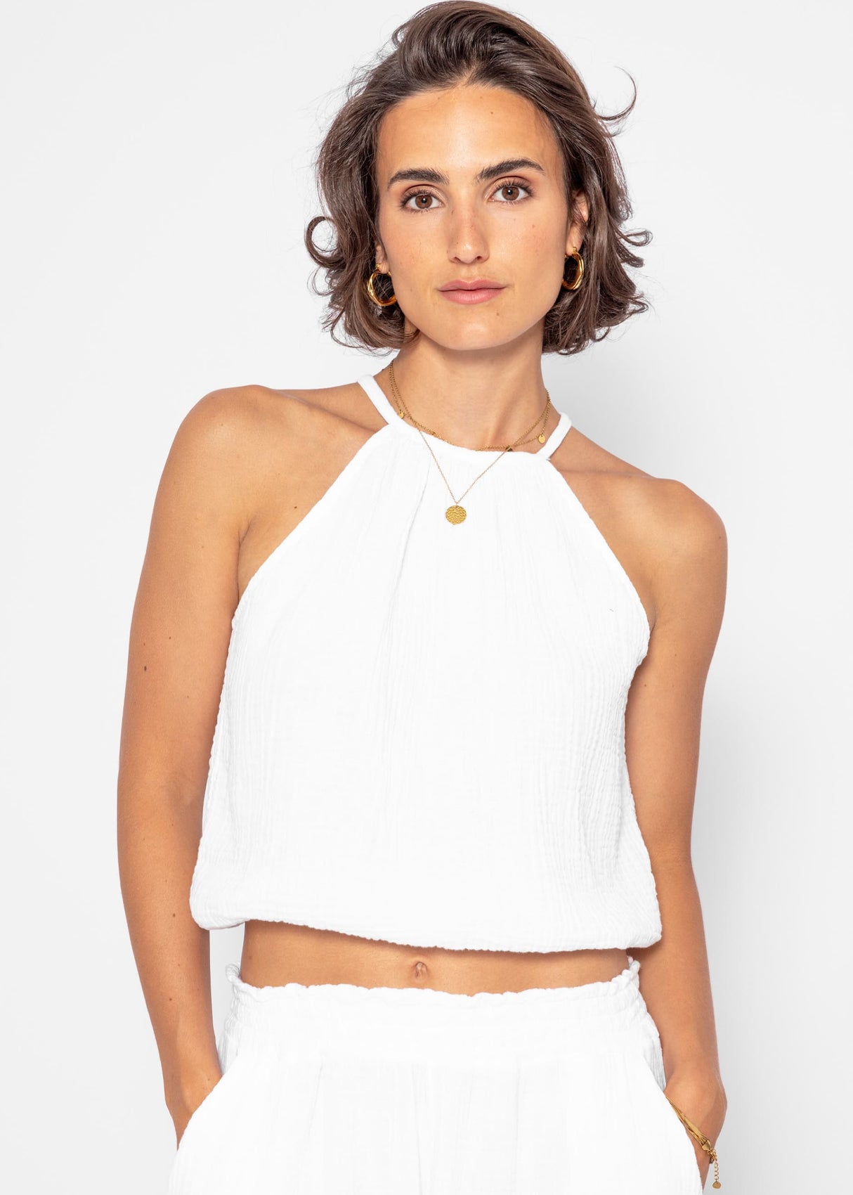 Off-the-shoulder muslin top - white