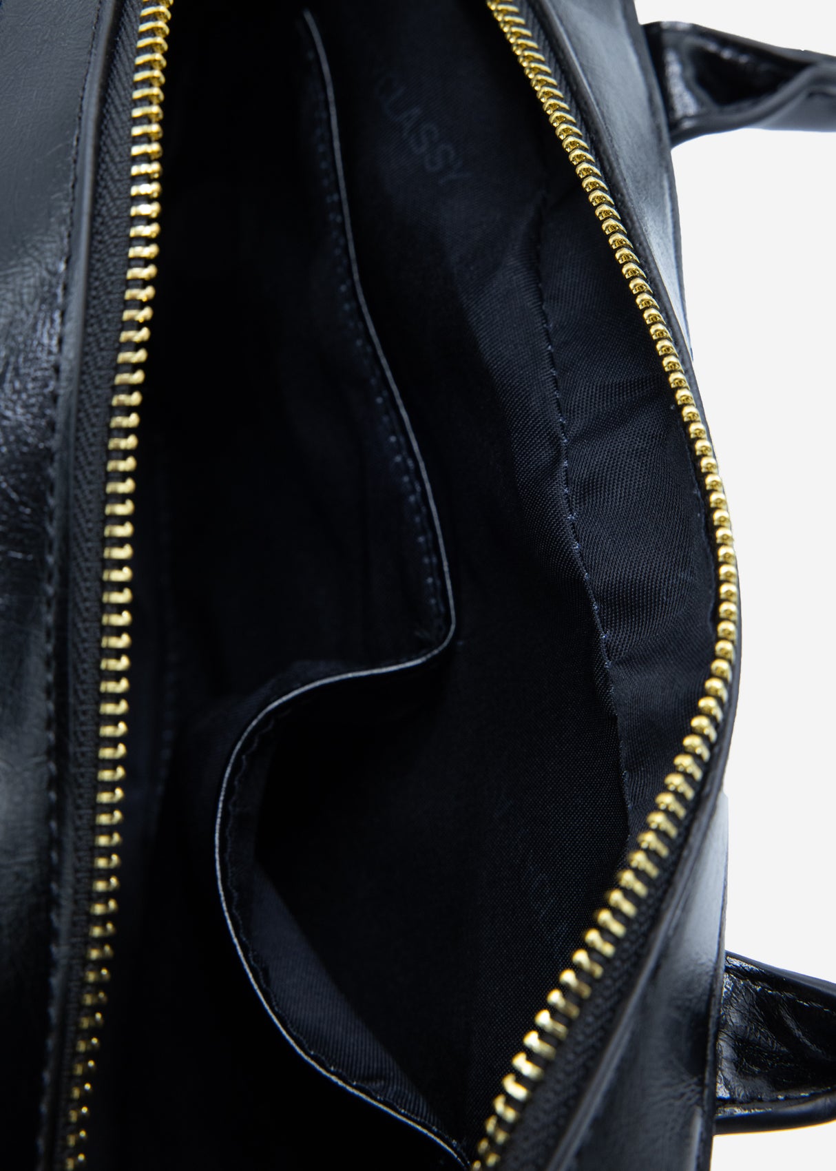 Schultertasche aus Kunstleder - schwarz