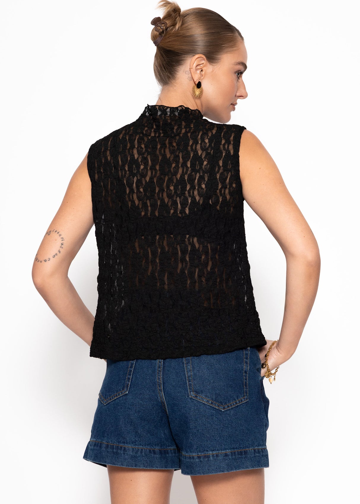 Lace top with stand-up collar - black