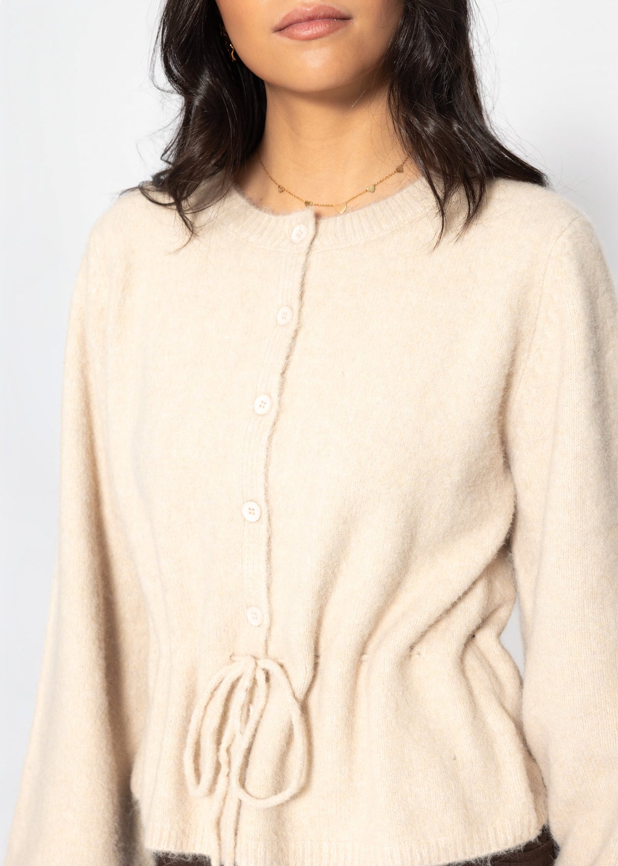 Strickjacke mit verstellbarem Kordelzug - beige