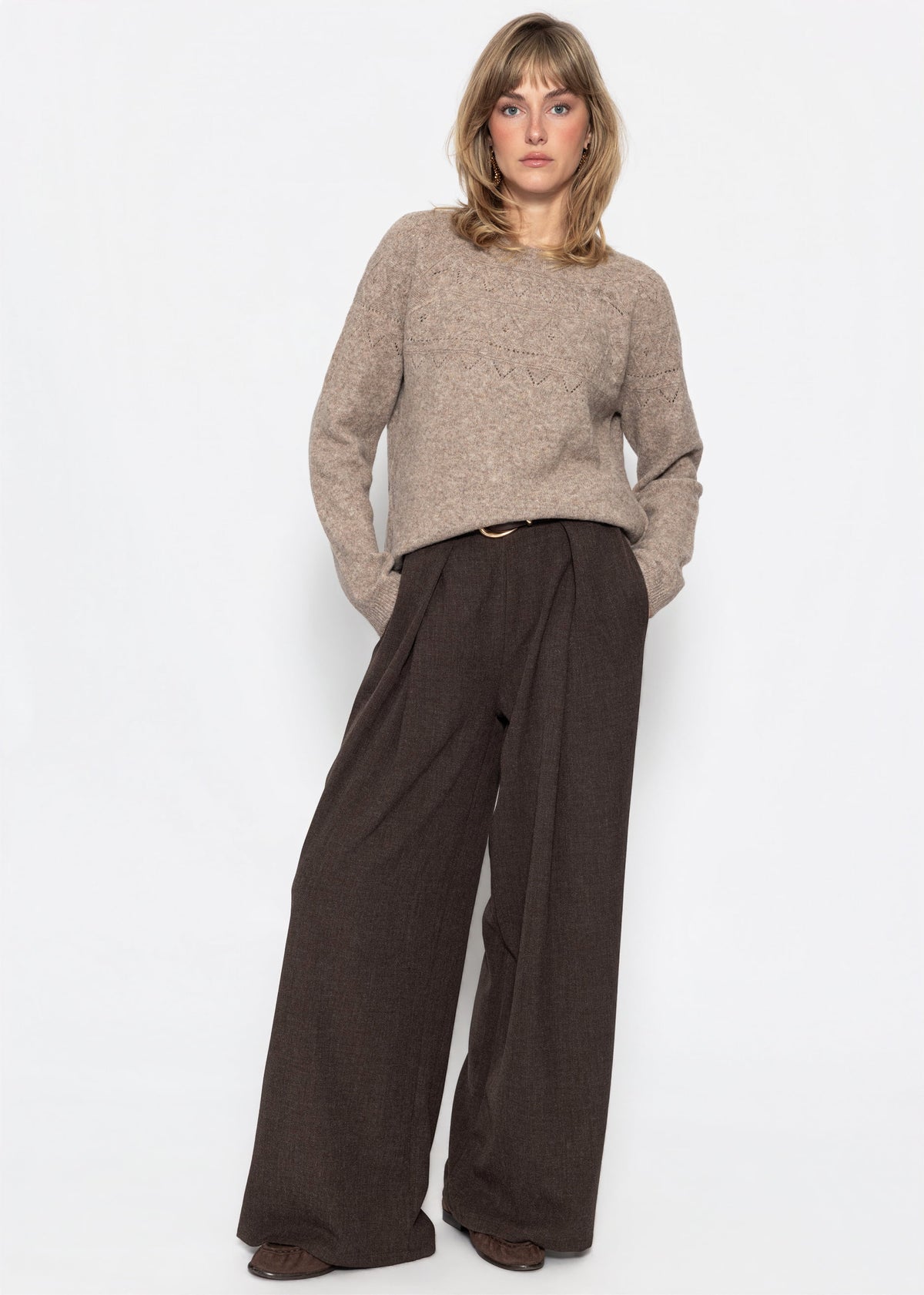 Strickpullover mit feinem Ajour-Norwegermuster- taupe