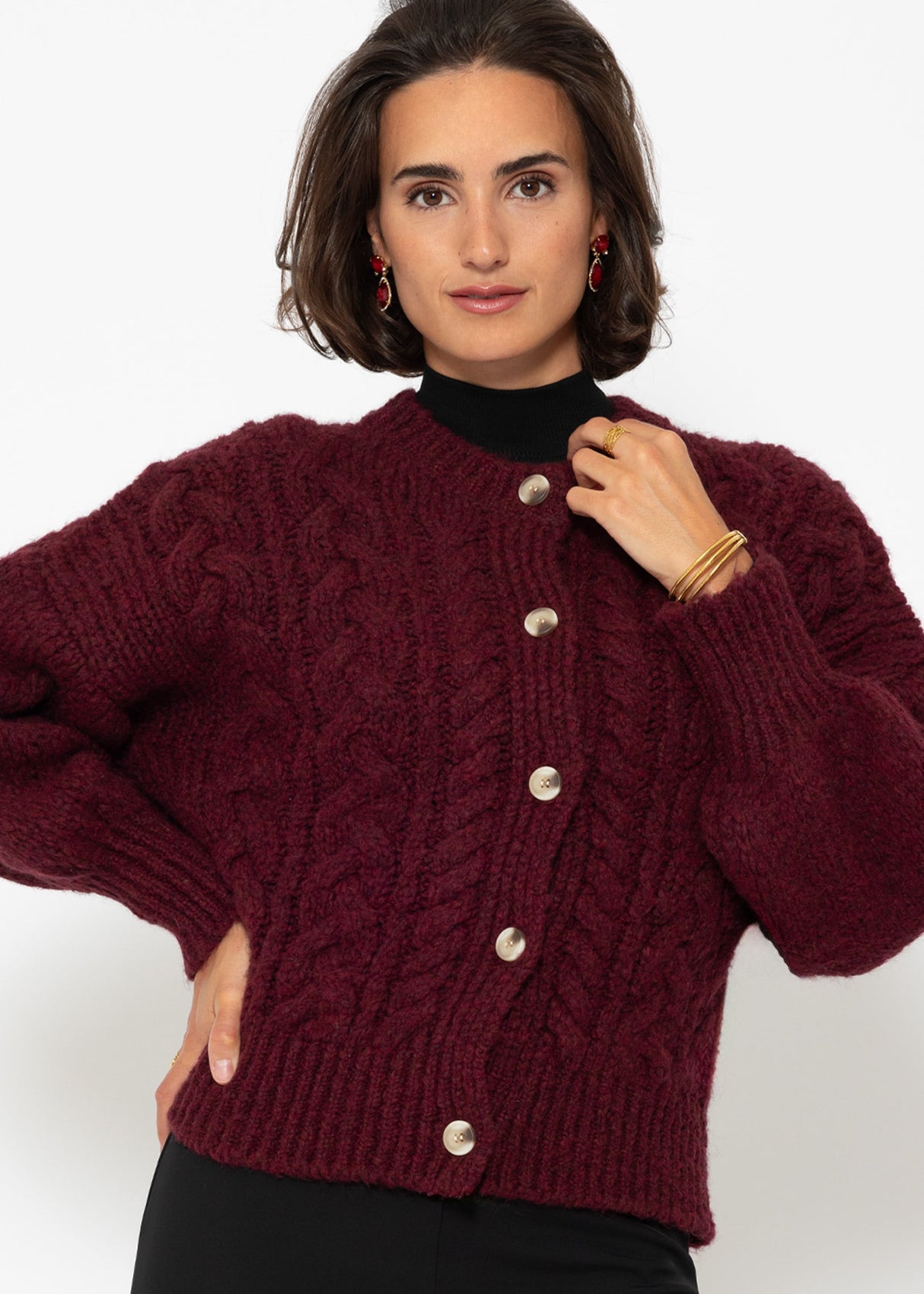 Super fluffy cable-knit cardigan - burgundy