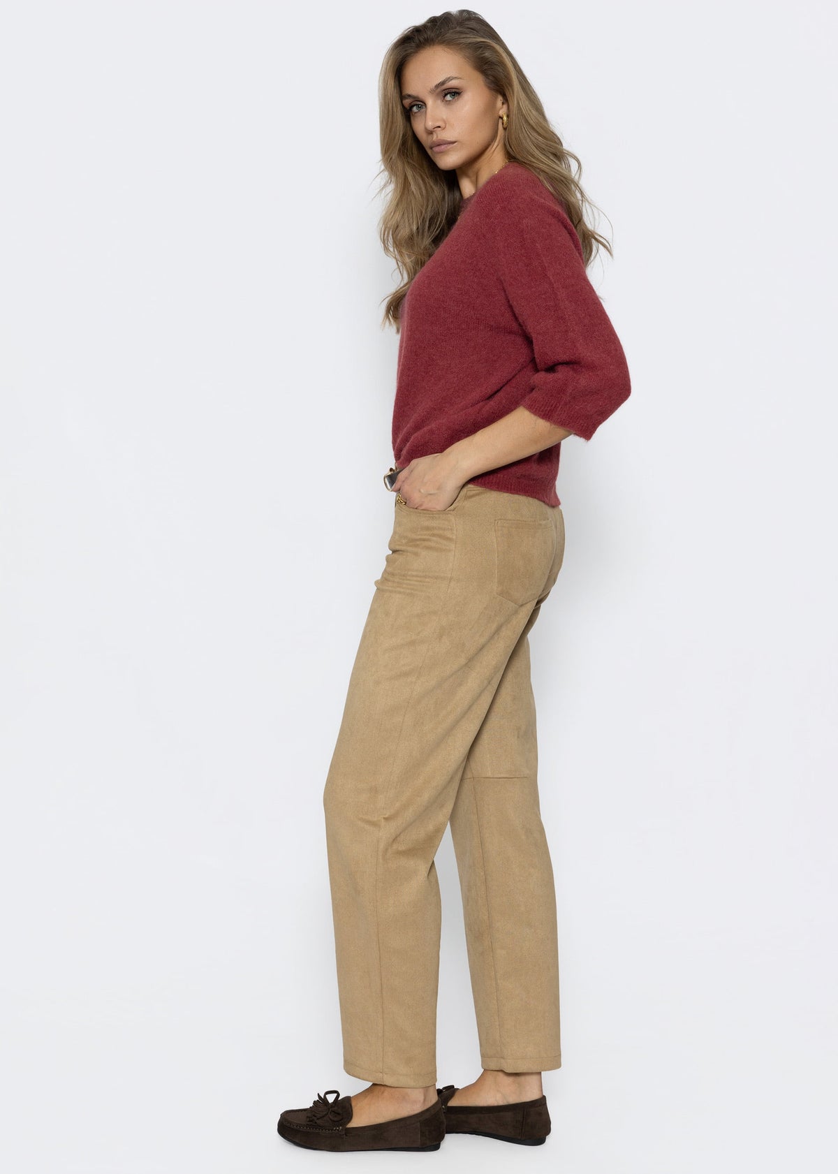 Tall - Barrel-Leg Hose in Wildlederoptik - beige