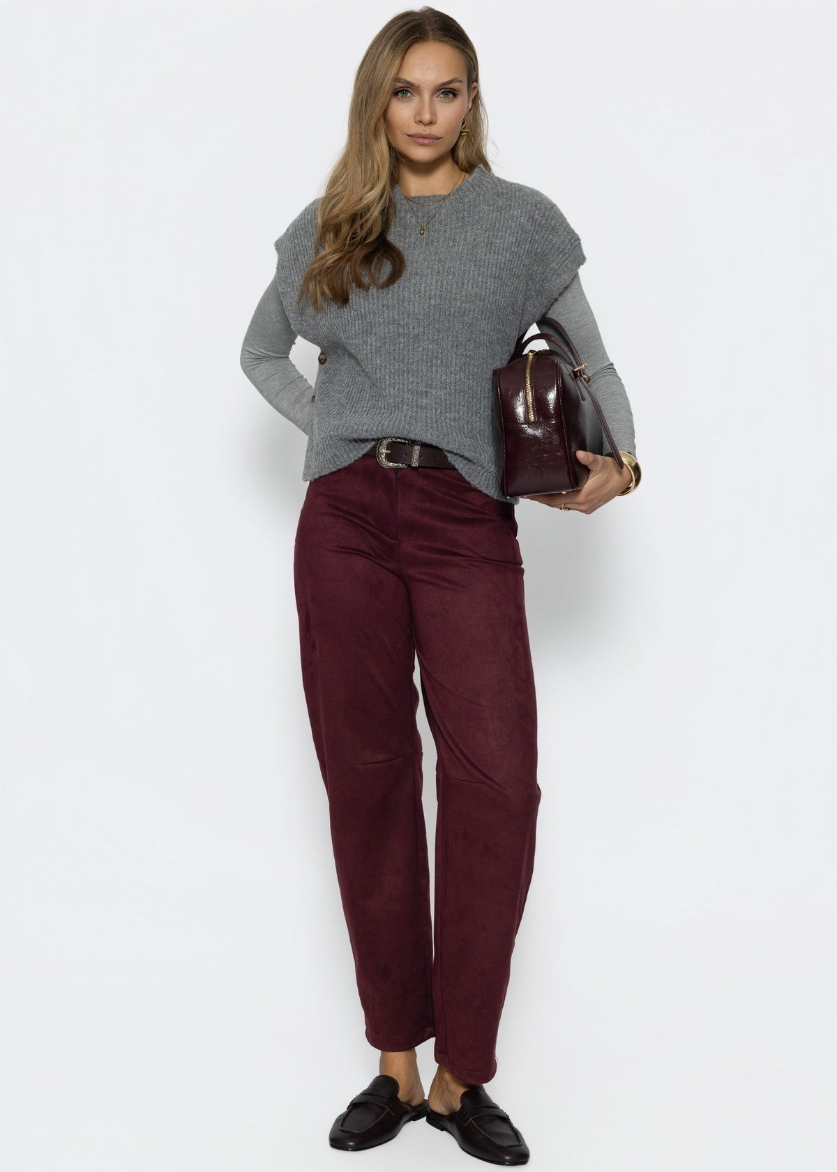 Tall - Barrel-Leg Hose in Wildlederoptik - burgundy