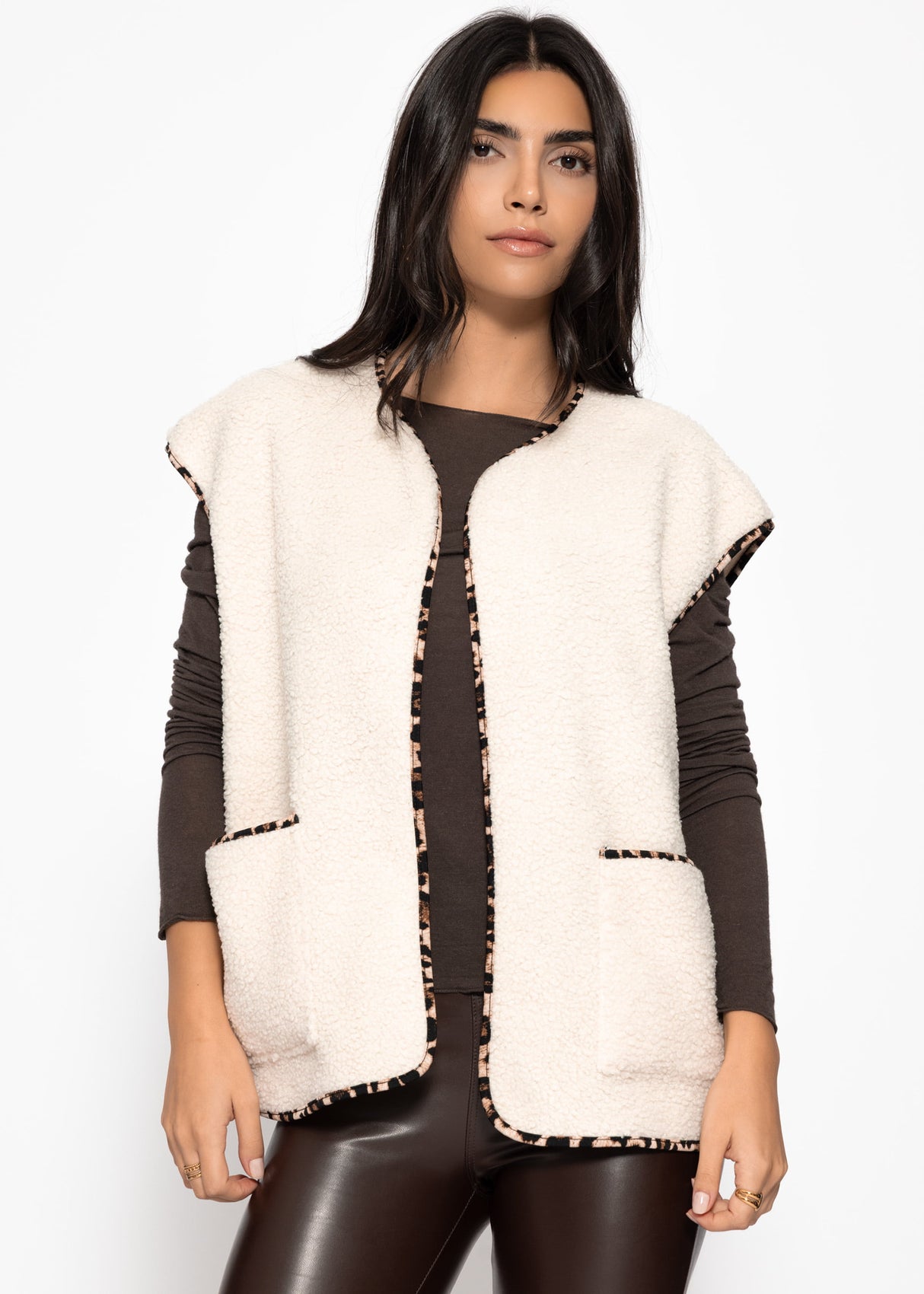 Teddy vest with leopard print trim - beige