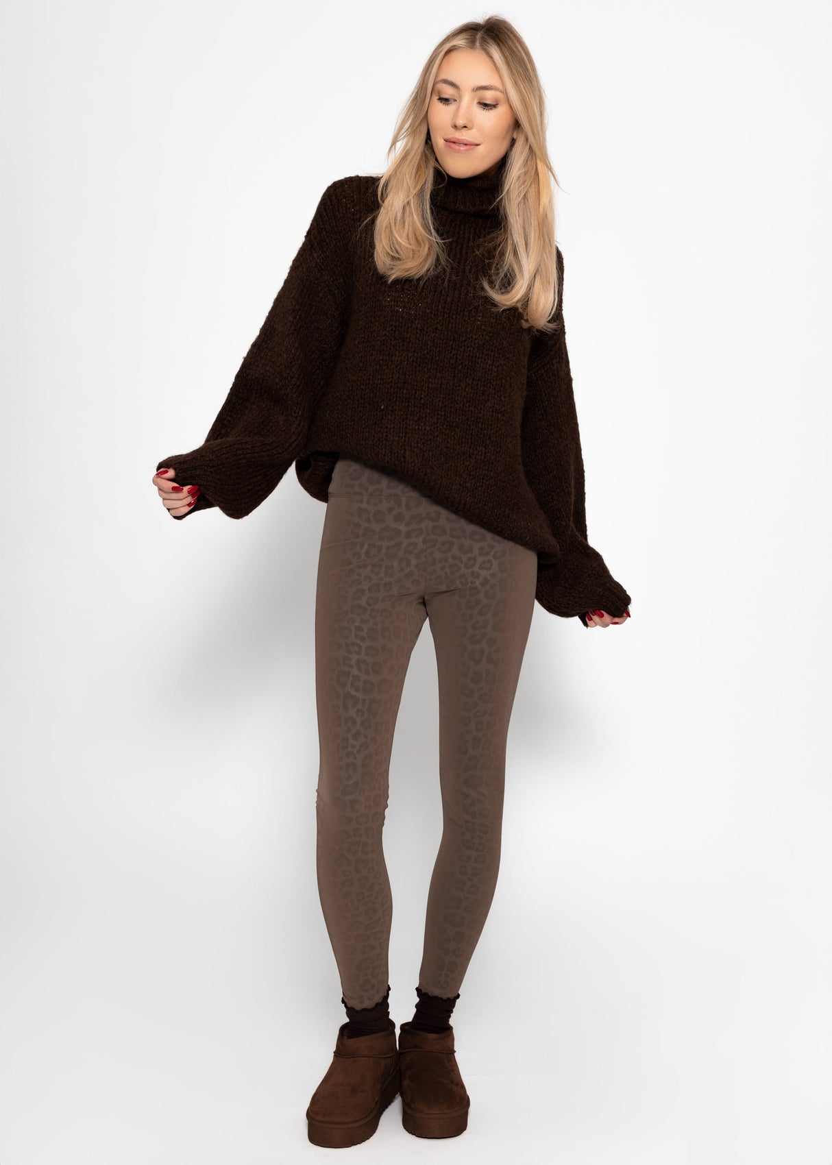 Thermo Kunstleder Leggings mit Leo Print - braun