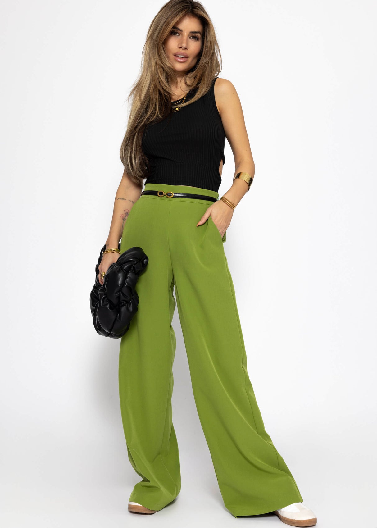 Top with cut-out - black