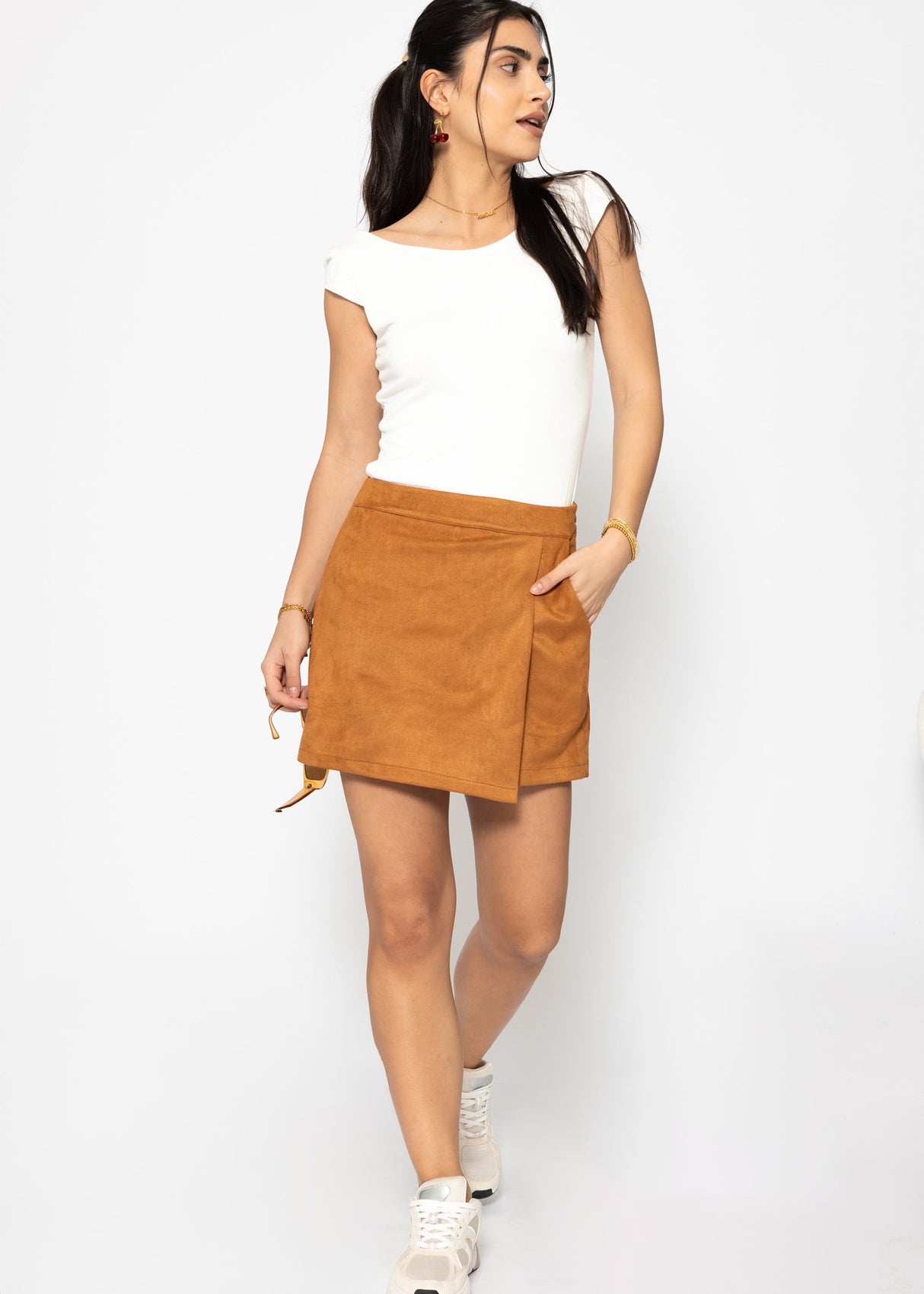 T-Shirt mit tiefem Rückenausschnitt - weiß