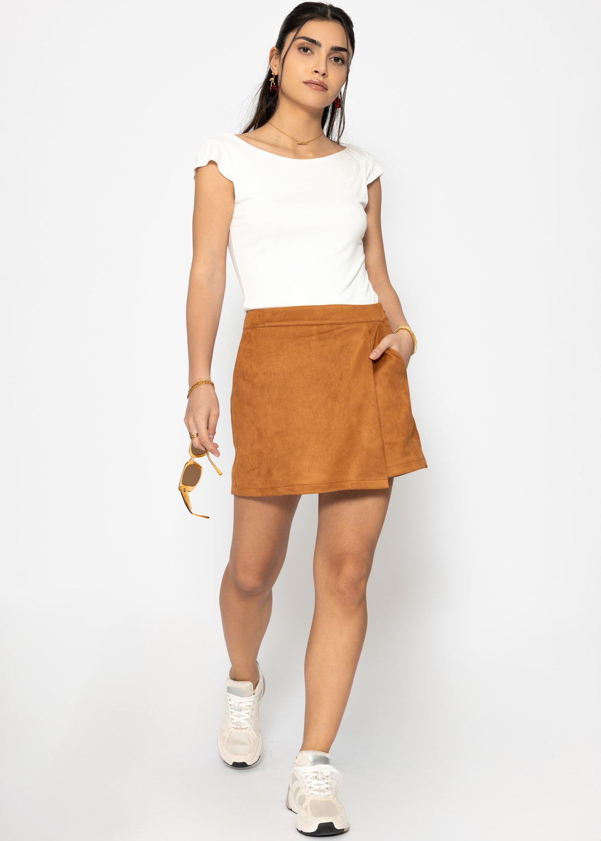 T-Shirt mit tiefem Rückenausschnitt - weiß