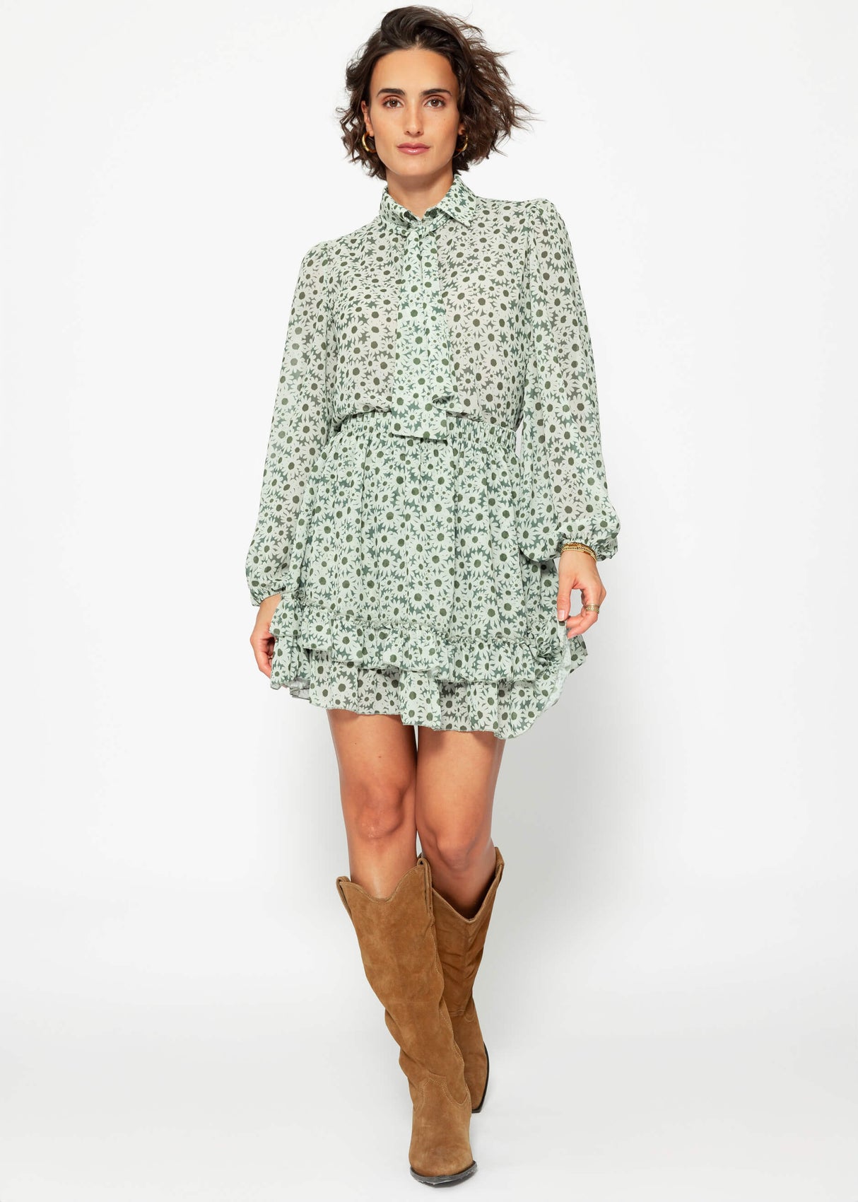 Flounce skirt with ruffles and floral print - green