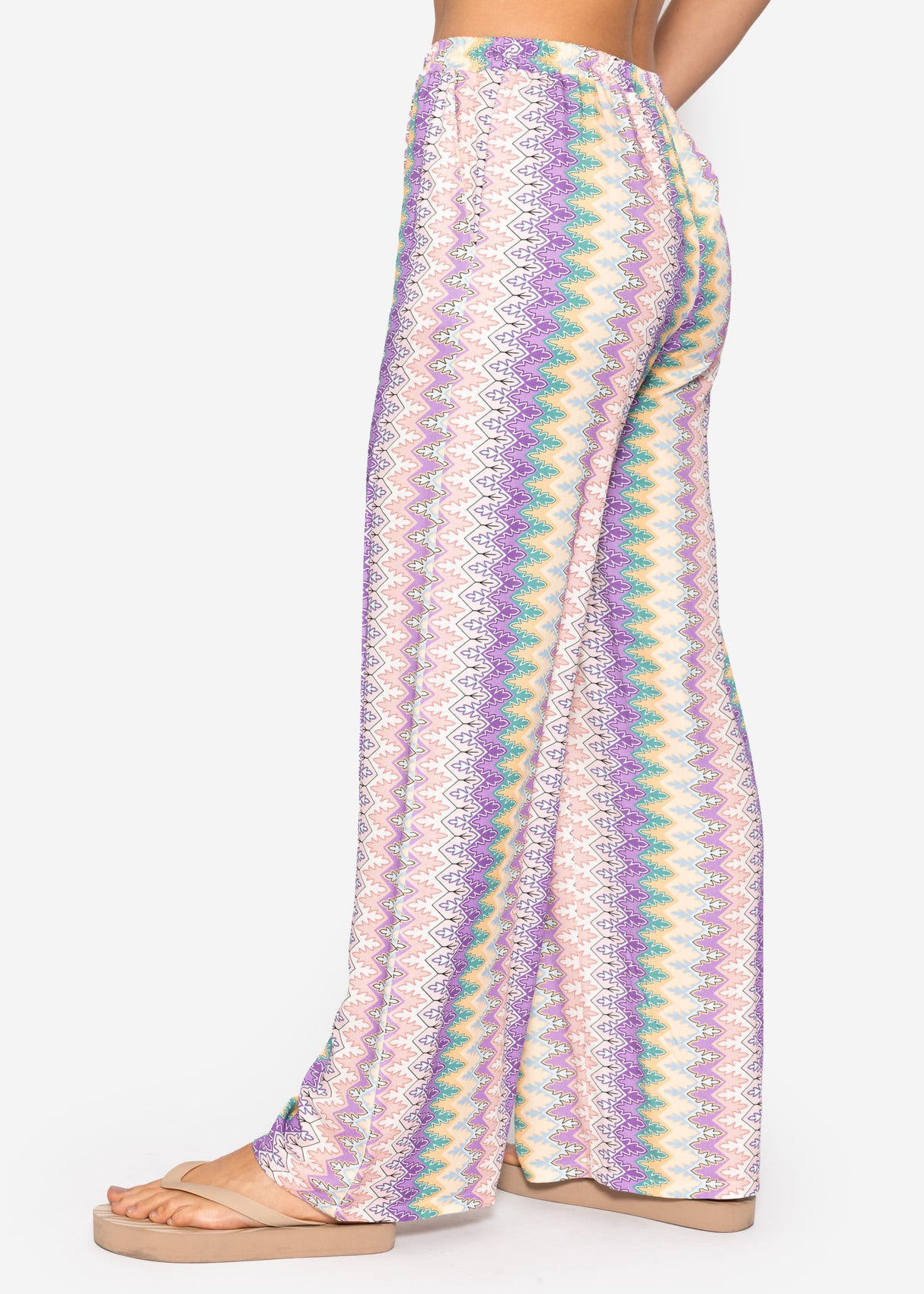 Wide trousers with multicolor pattern-lilac-pink