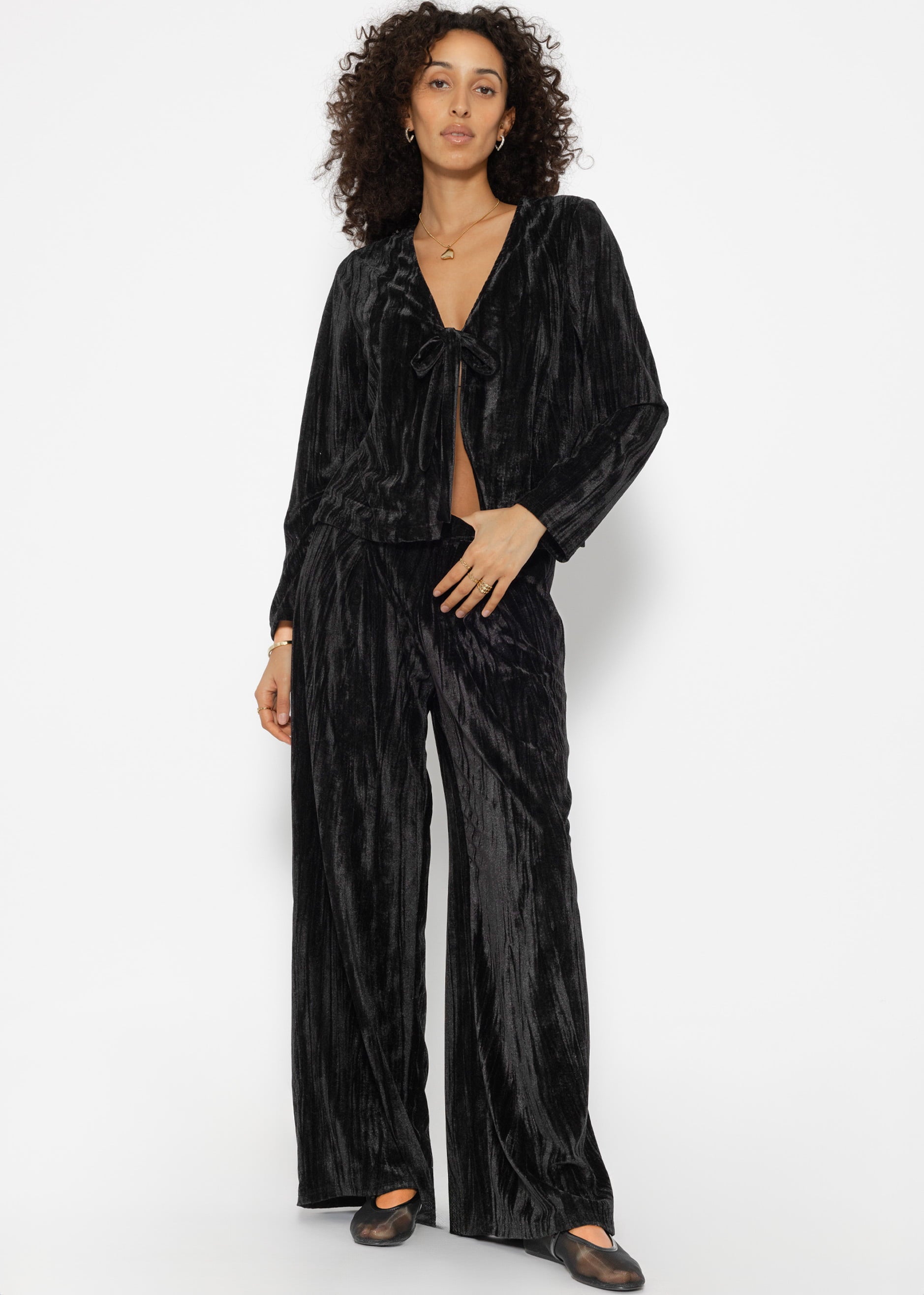 Wide velvet trousers - black