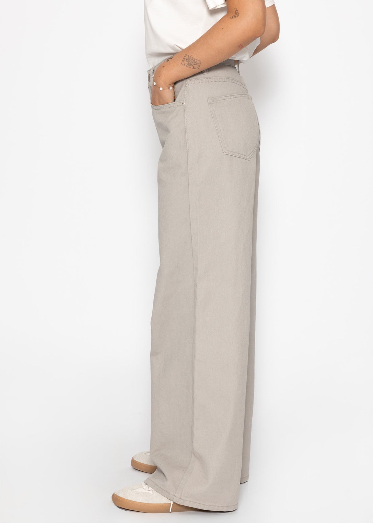 Wide Leg Jeans with a high waistband - Greige