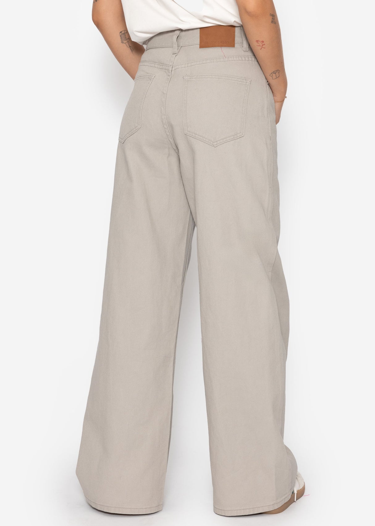 Wide Leg Jeans with a high waistband - Greige