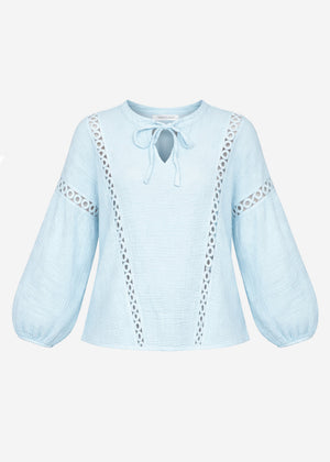 Blouse made of Musselin with lace insert - light blue