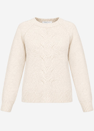 Flauschiger Strickpullover mit Zopfmuster - hellbeige