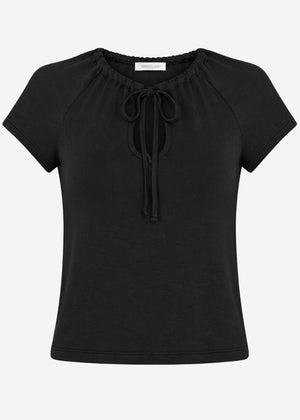 T-Shirt mit Tropfenausschnitt - schwarz