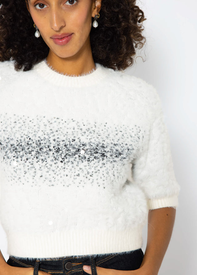 Fluffy short-sleeved jumper with sequins - white