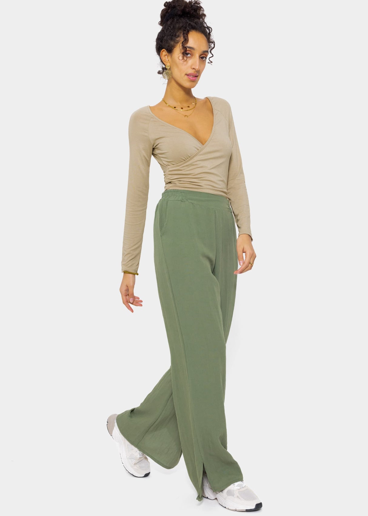 Schlupfhose in Viskose, khaki