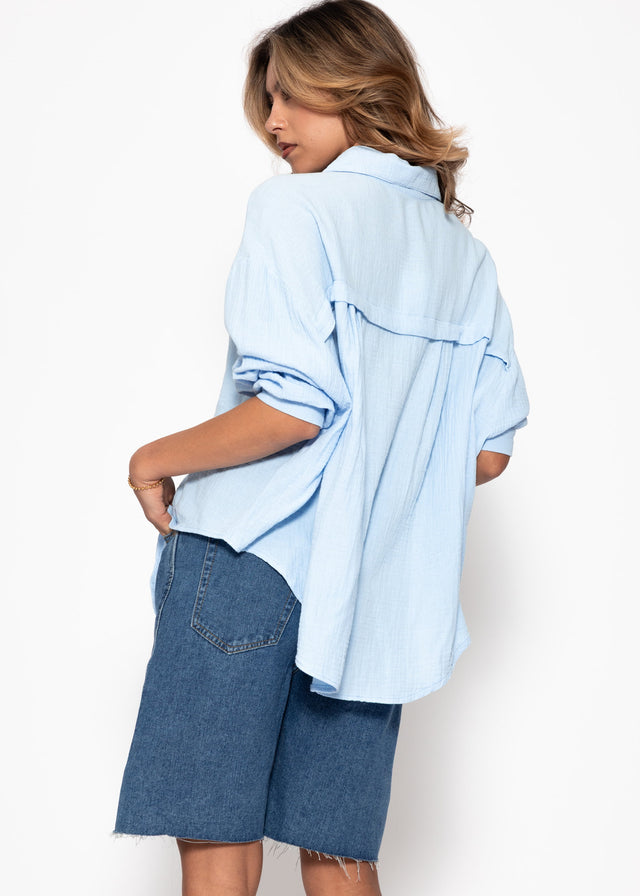 Musselin Bluse oversize, kurz - hellblau