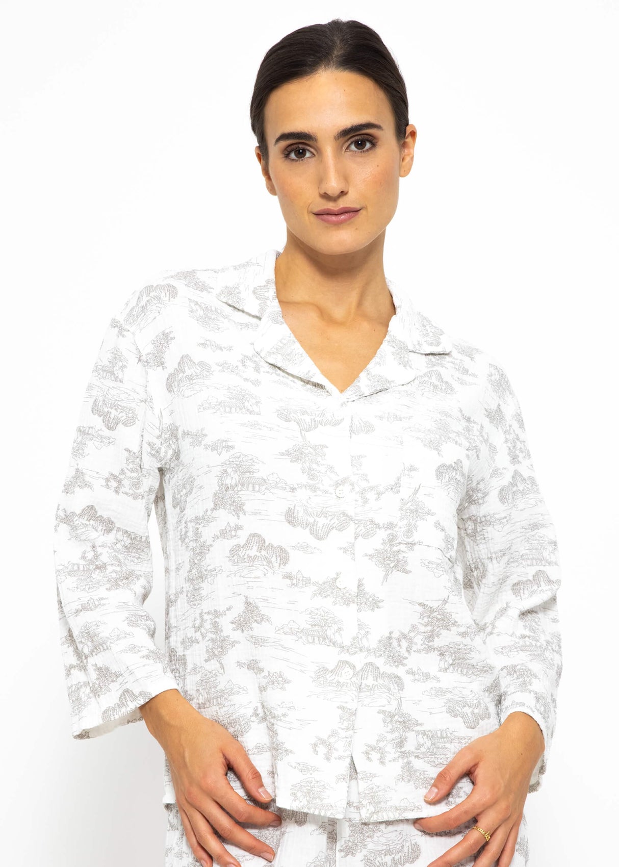 Muslin pajama blouse with print - white-taupe