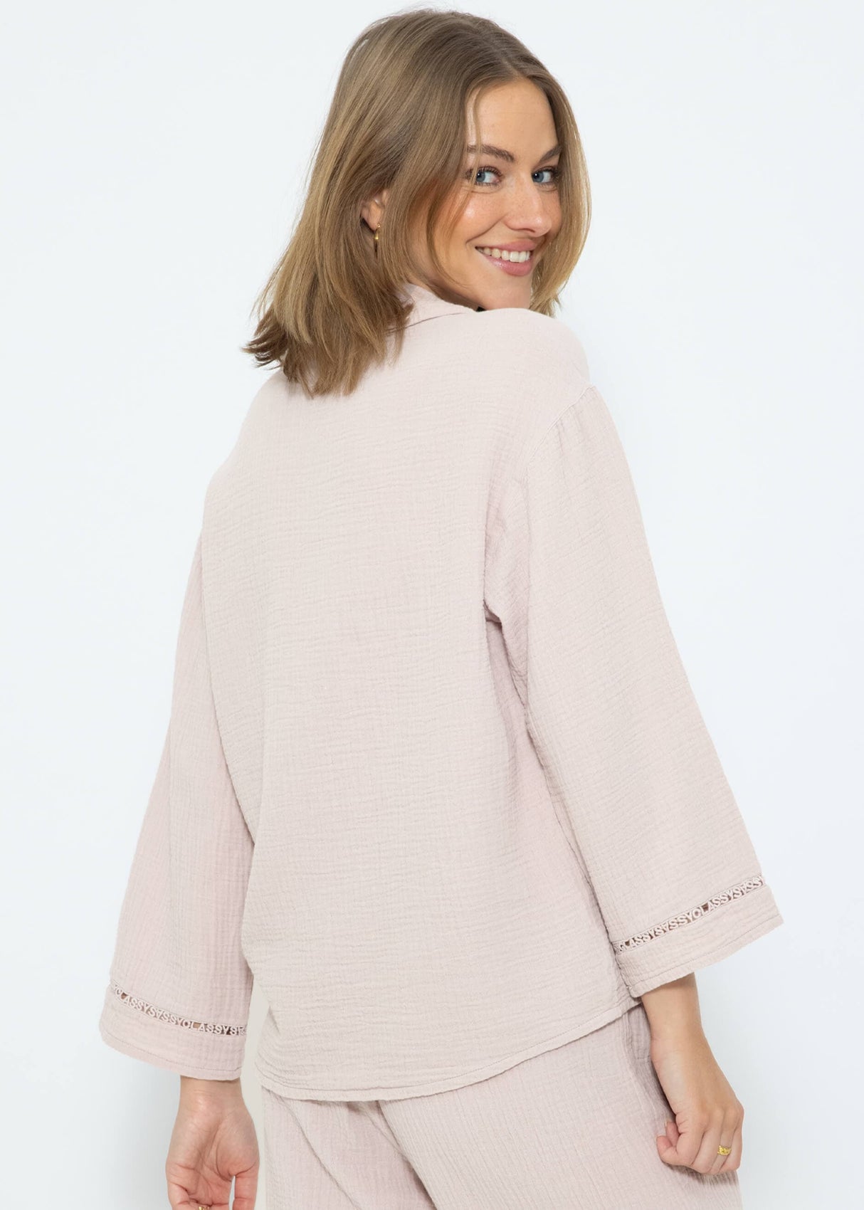 Muslin pajama blouse with lace trim - dusty pink
