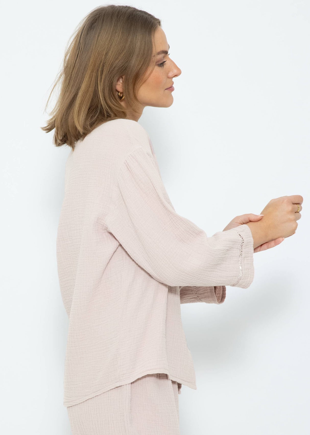Muslin pajama blouse with lace trim - dusty pink