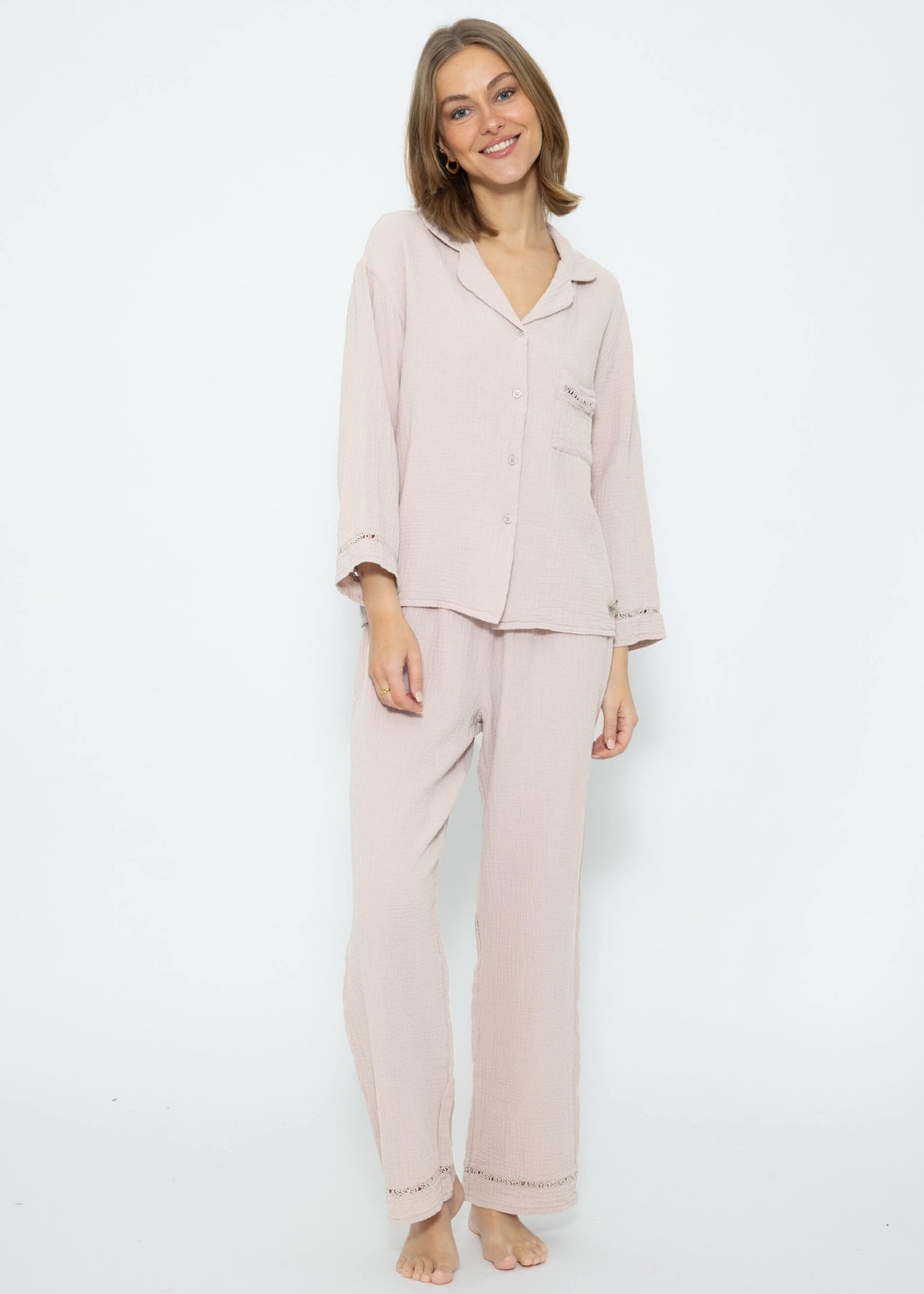 Muslin pajama blouse with lace trim - dusty pink
